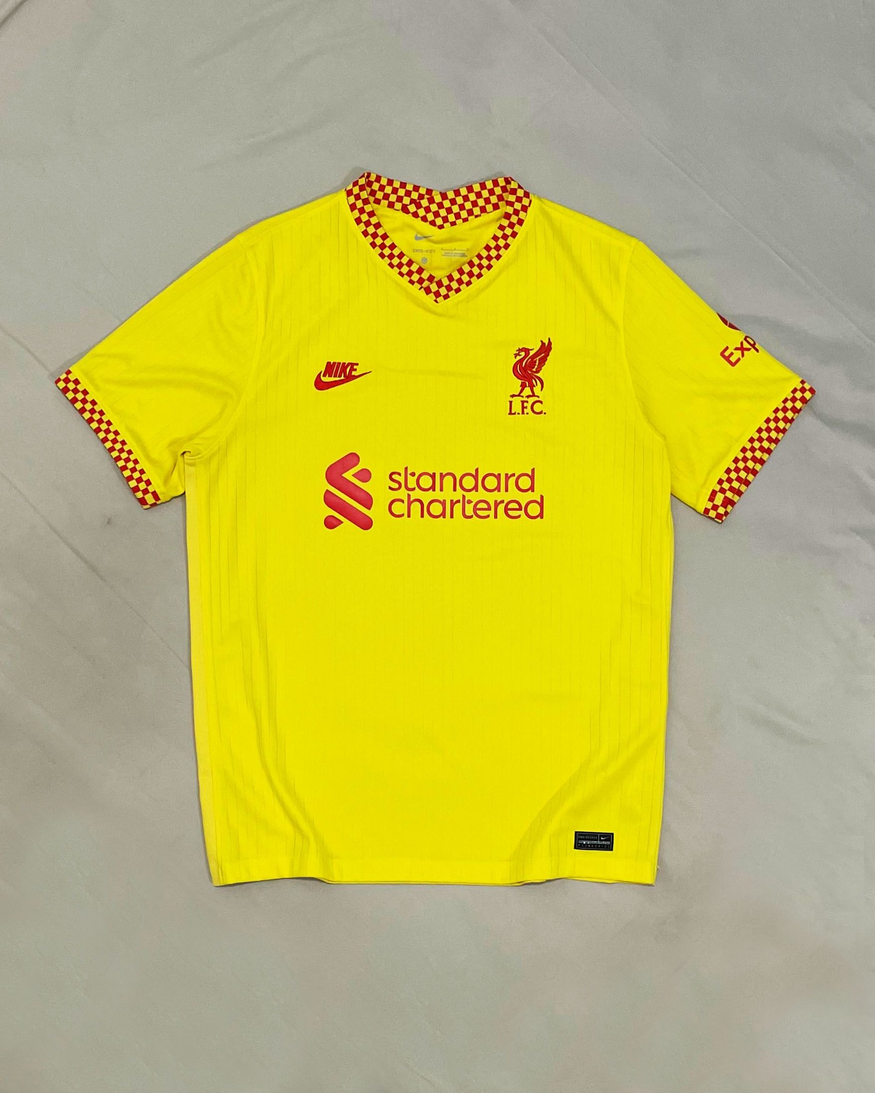 Nike Liverpool FC Third Kit 2021 2022 Size US L / EU 52-54 / 3 - 1 Thumbnail