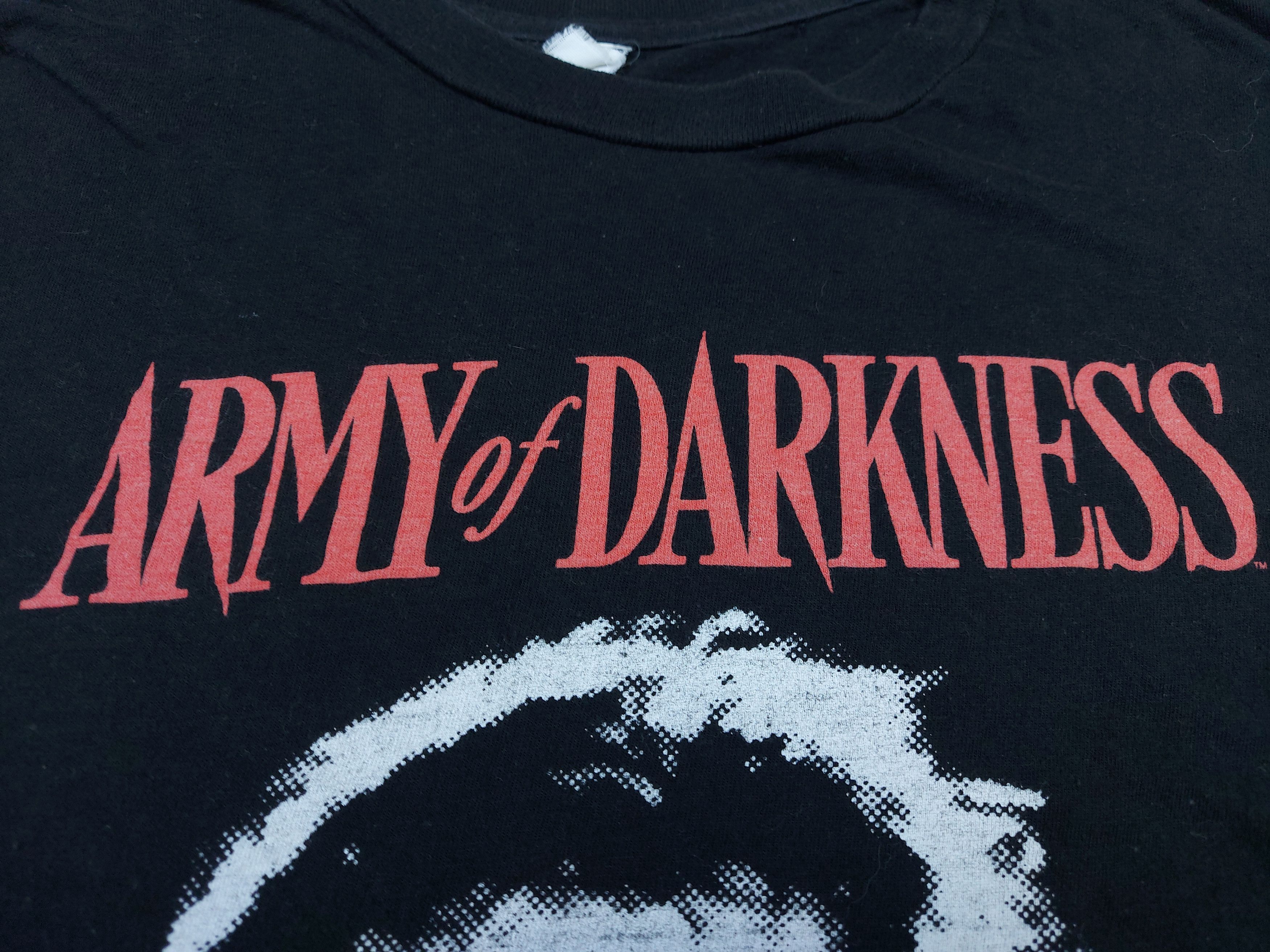 Vintage 2008 Army of Darkness Ash Shotgun & Saw Crossbones TEE Size US M / EU 48-50 / 2 - 4 Thumbnail