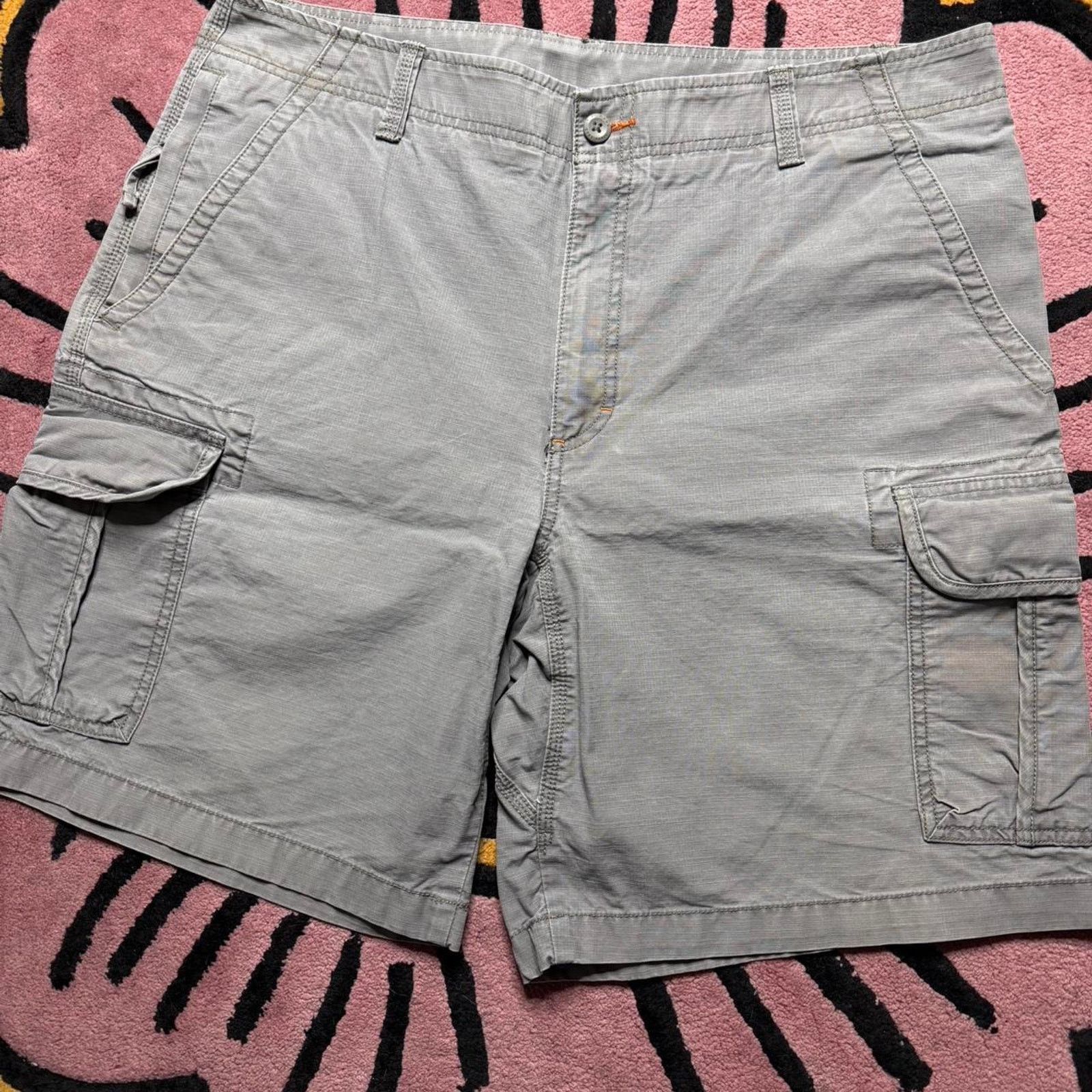 L.L. Bean L.L Bean Natural Fit Cargo Shorts Size 38 Grey Size US 38 / EU 54 - 2 Thumbnail