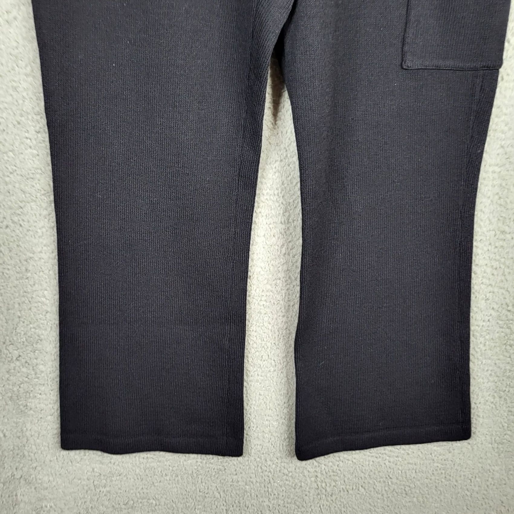 St. John ST.JOHN SPORT Women's knit cargo pants Size S Black Regular Straight Cargo Knit Pants Womens S Black ST.JOHN SPORT Size S / US 4 / IT 40 - 6 Thumbnail