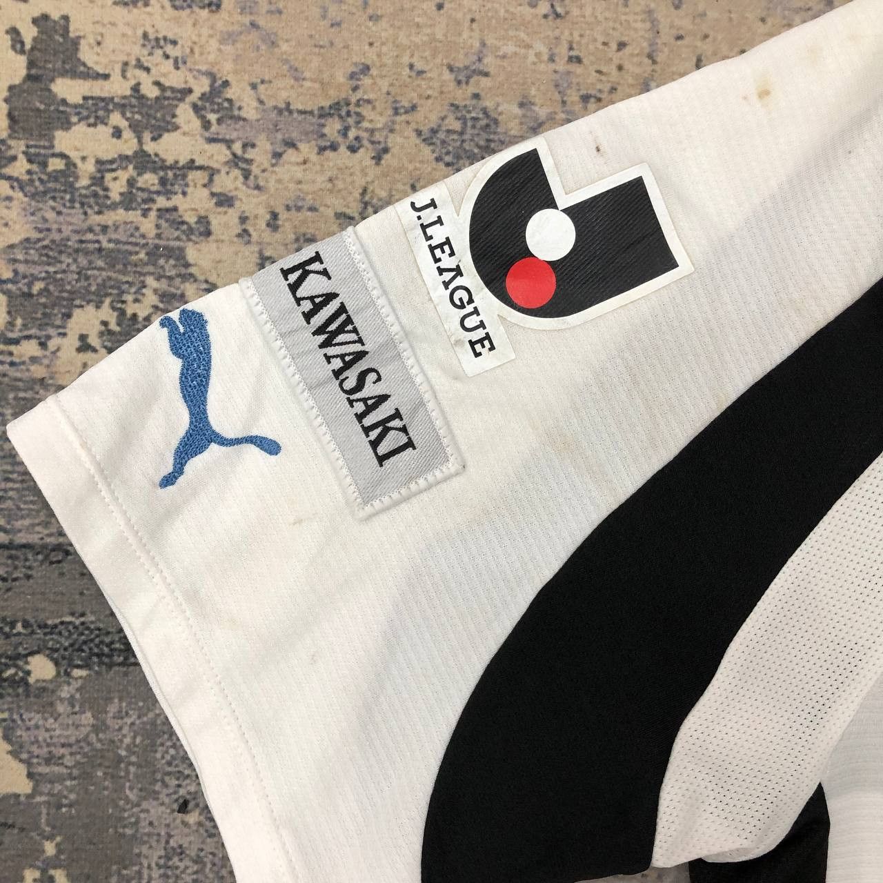 Japanese Brand × Puma T402 J LEAGUE FUJITSU KAWASAKI NO.28 PUMA JERSEYS Size US L / EU 52-54 / 3 - 4 Thumbnail