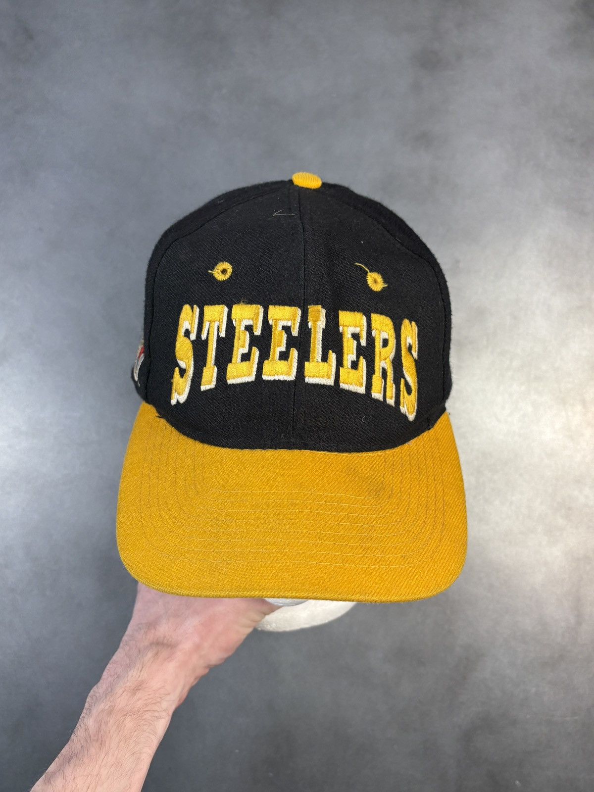 NFL × Vintage Vintage Pittsburgh Steelers Snapback NFL Team Snapback 1990s Size ONE SIZE - 11 Thumbnail
