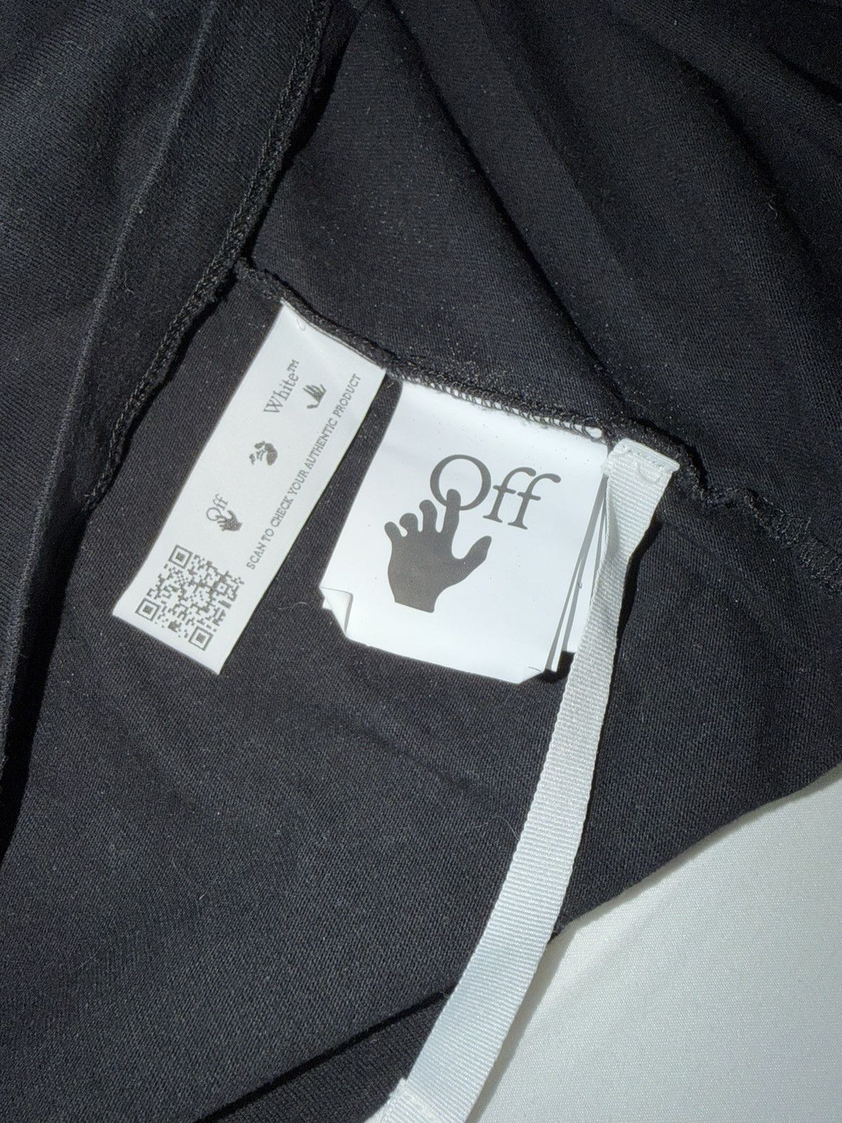 Off-White Off white caravaggio t shirt Size US L / EU 52-54 / 3 - 7 Thumbnail