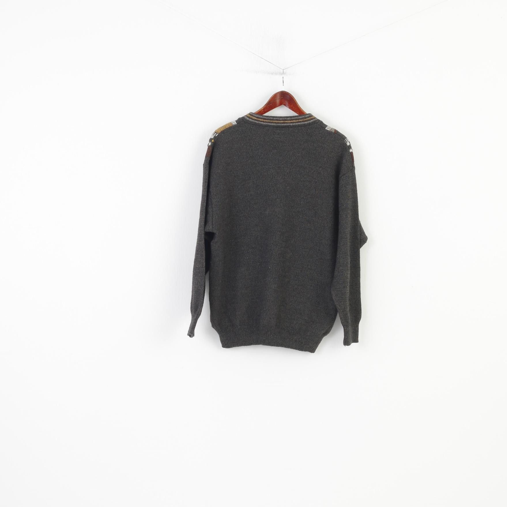 Vintage Vintage Men 42 L Jumper V Neck Grey Wool Geometric 4202 Size US L / EU 52-54 / 3 - 7 Thumbnail