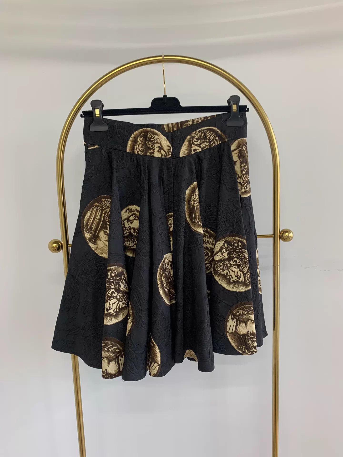 Dolce & Gabbana Dolce&Gabbana Women's Black Printed Skirt 42 New Size 28" / US 6 / IT 42 - 3 Thumbnail