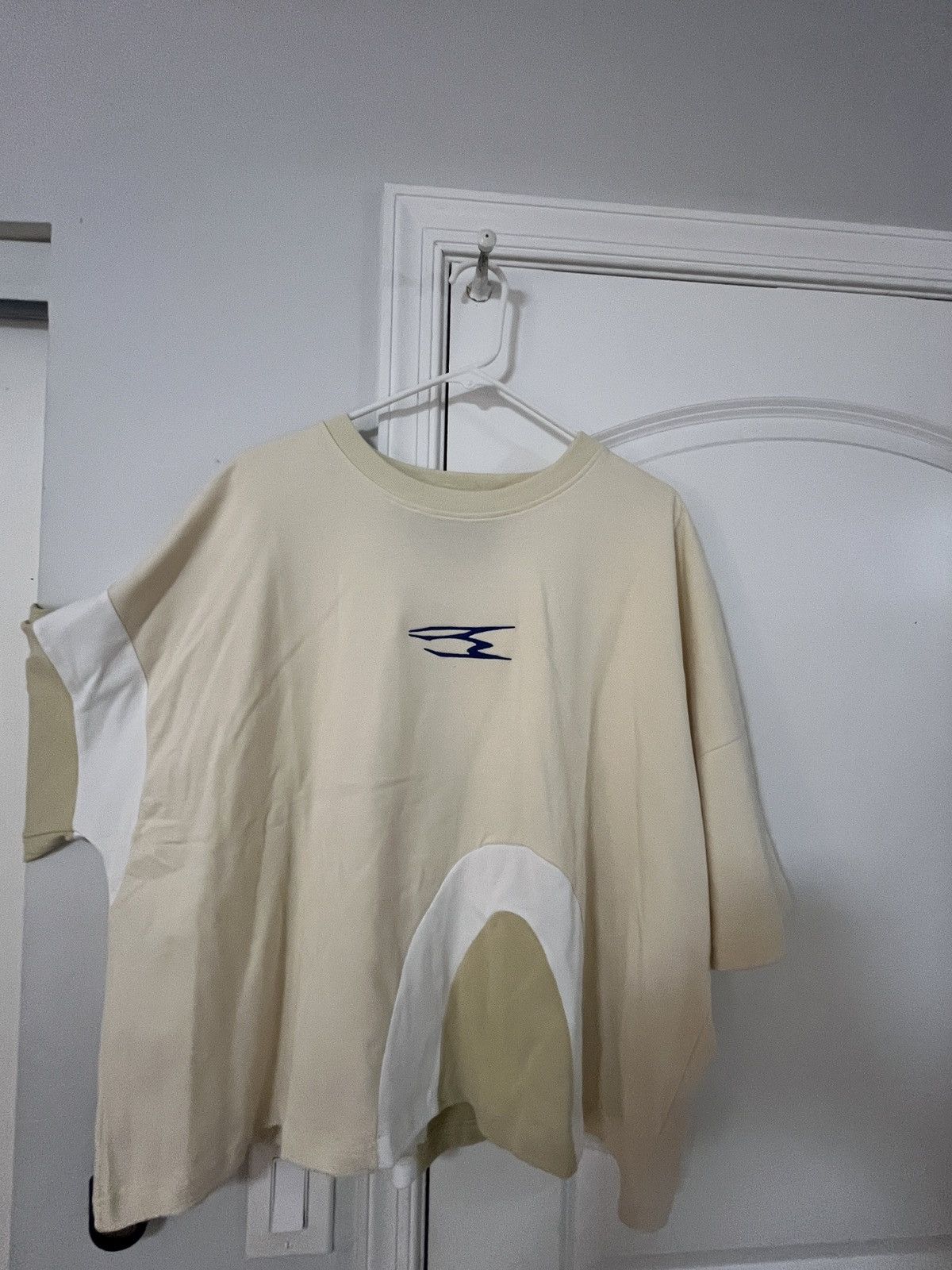 Designer Noemotions T-shirts Size US M / EU 48-50 / 2 - 3 Thumbnail