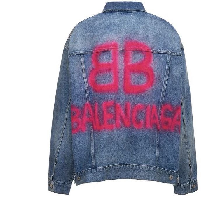 Balenciaga Balenciaga BB sprayed denim jacket Size US S / EU 44-46 / 1 - 1 Thumbnail