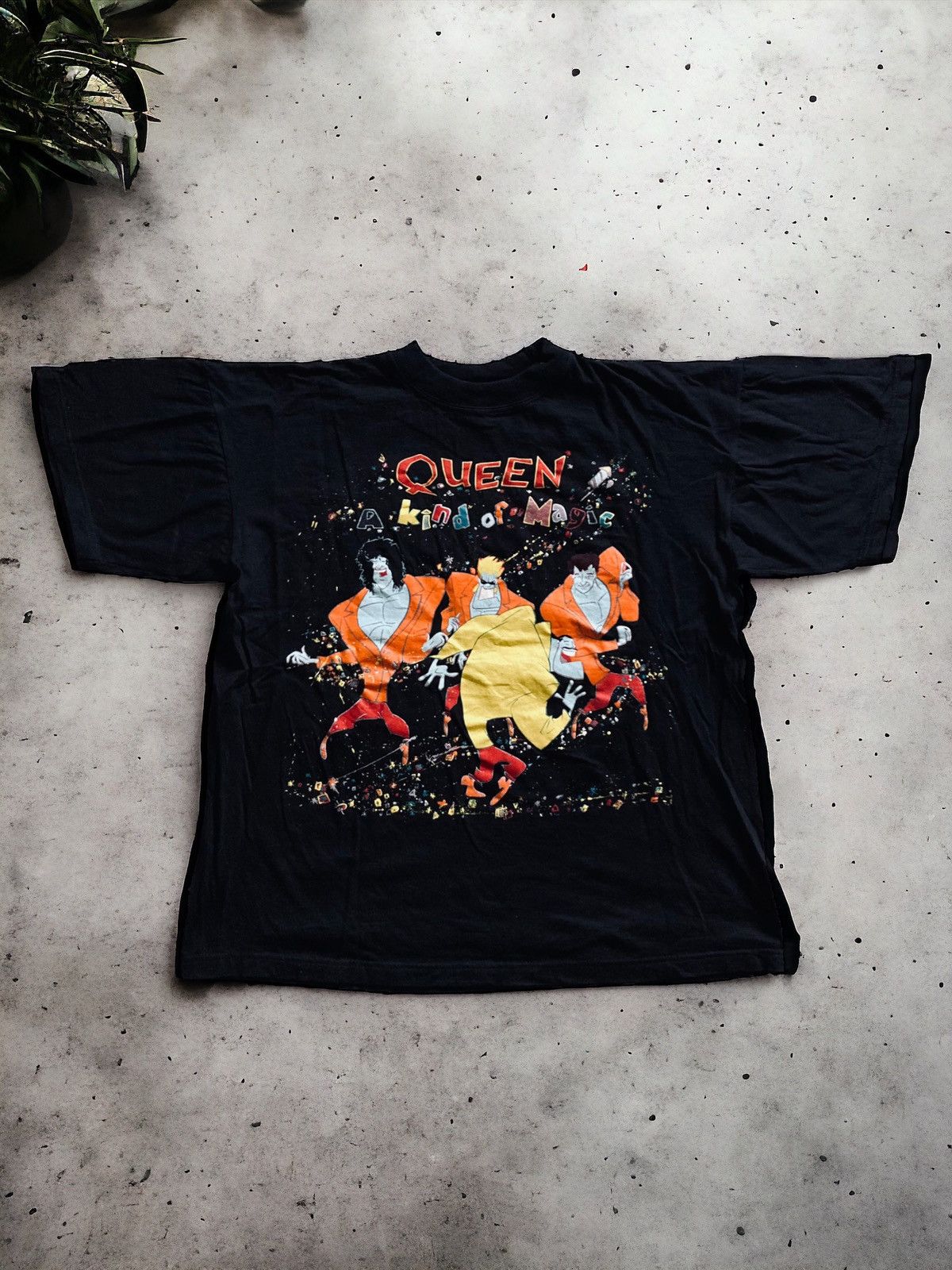 Vintage retro queen 1986 magic tour tee tshirt 80’s 90’s