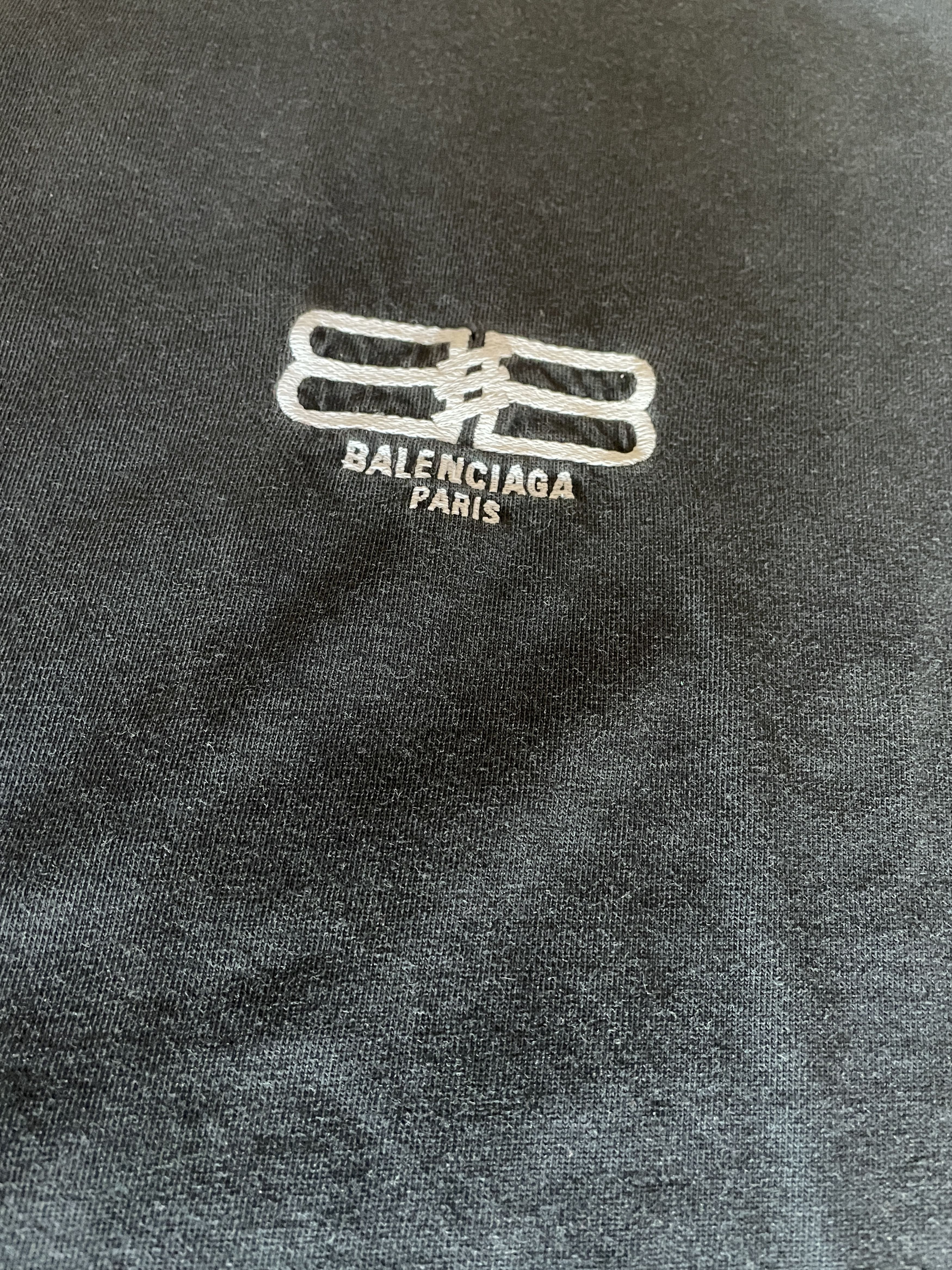 Balenciaga Balenciaga unisex fade oversize embroider t-shirt size XS Size US XS / EU 42 / 0 - 2 Thumbnail
