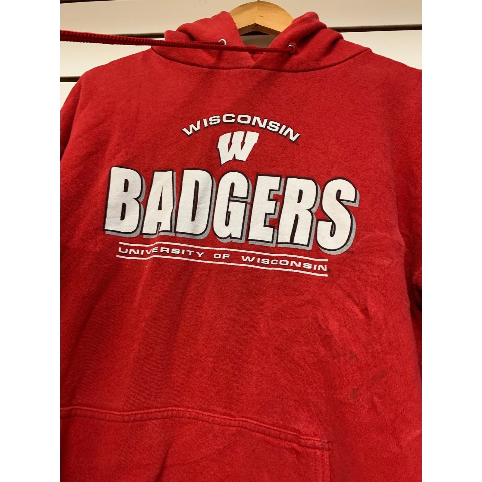 Gildan Vintage Wisconsin Badgers hoodie Sweatshirt size large 1990s Size US L / EU 52-54 / 3 - 3 Thumbnail