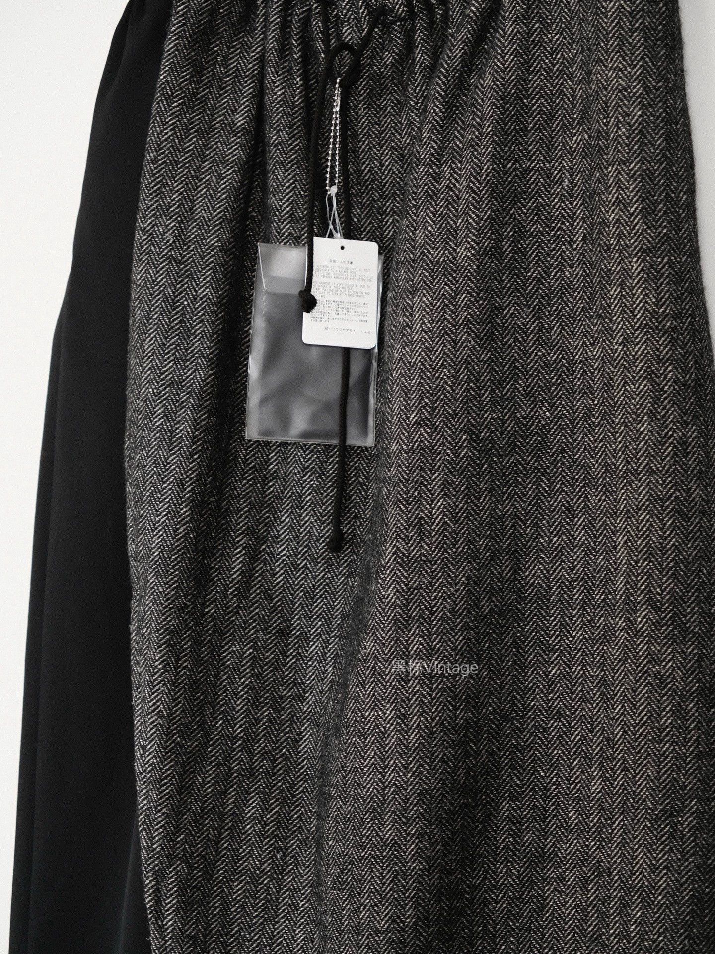 Yohji Yamamoto Yohji Yamamoto 19AW B Line Vintage Wide-Leg Skirt-Pants Size 26" / US 2 / IT 38 - 4 Thumbnail