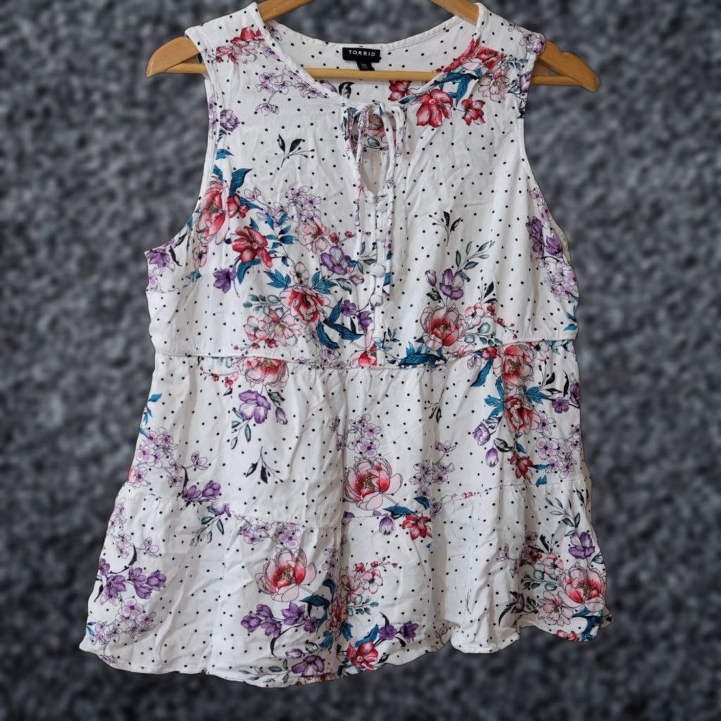 Torrid Torrid Floral Tie-Neck Keyhole Top Sleeveless Women's Plus Size 00 #H48-16 Size XXS / US 00 / IT 34 - 1 Thumbnail