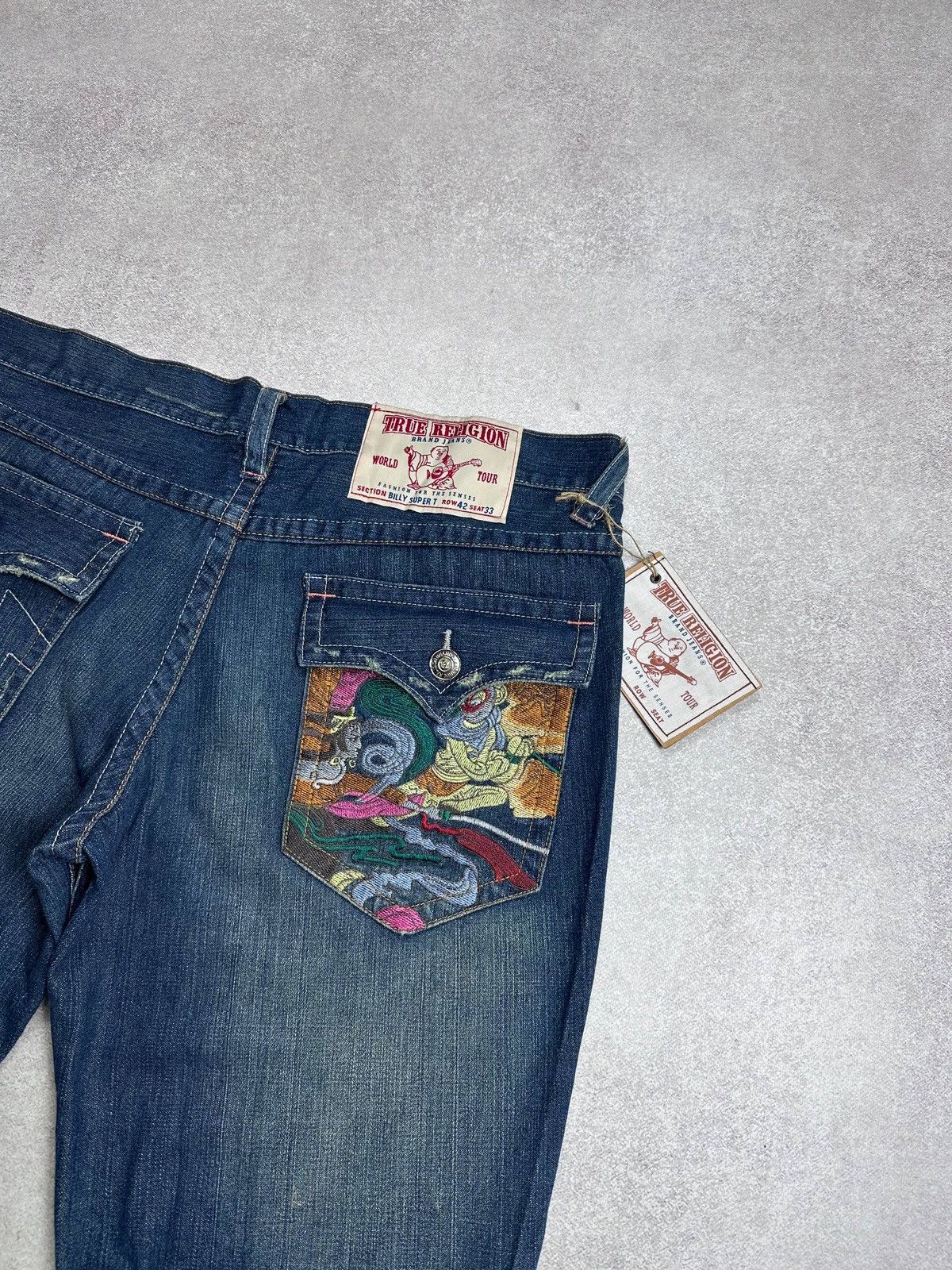 True Religion Vintage True Religion Y2K Embroidery Baggy Shorts Rare 42 Size US 40 / EU 56 - 2 Thumbnail