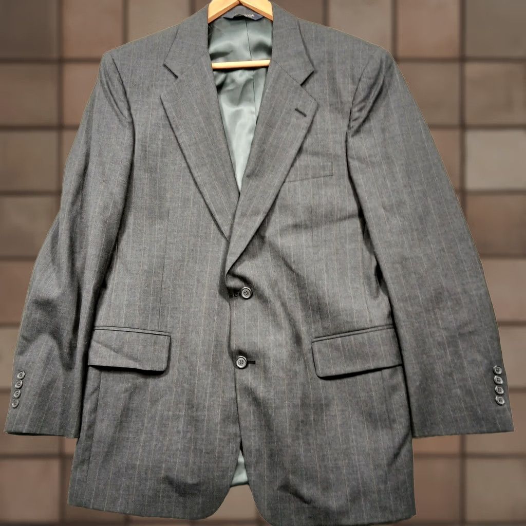 Jos. A. Bank Jos A. Bank Executive Collection Blazer Mens 42L Charcoal Gray Pinstripe Wool Two-Button Notch Lapel Suit Jacket Size 42R - 1 Thumbnail