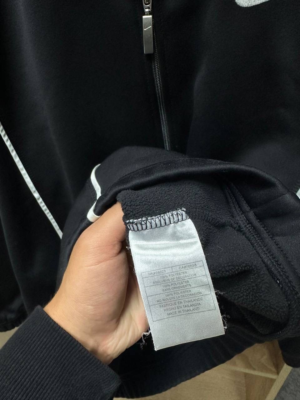 Nike × Nike ACG × Vintage Vintage Nike Black Full Zip Hoodie Size US L / EU 52-54 / 3 - 11 Thumbnail