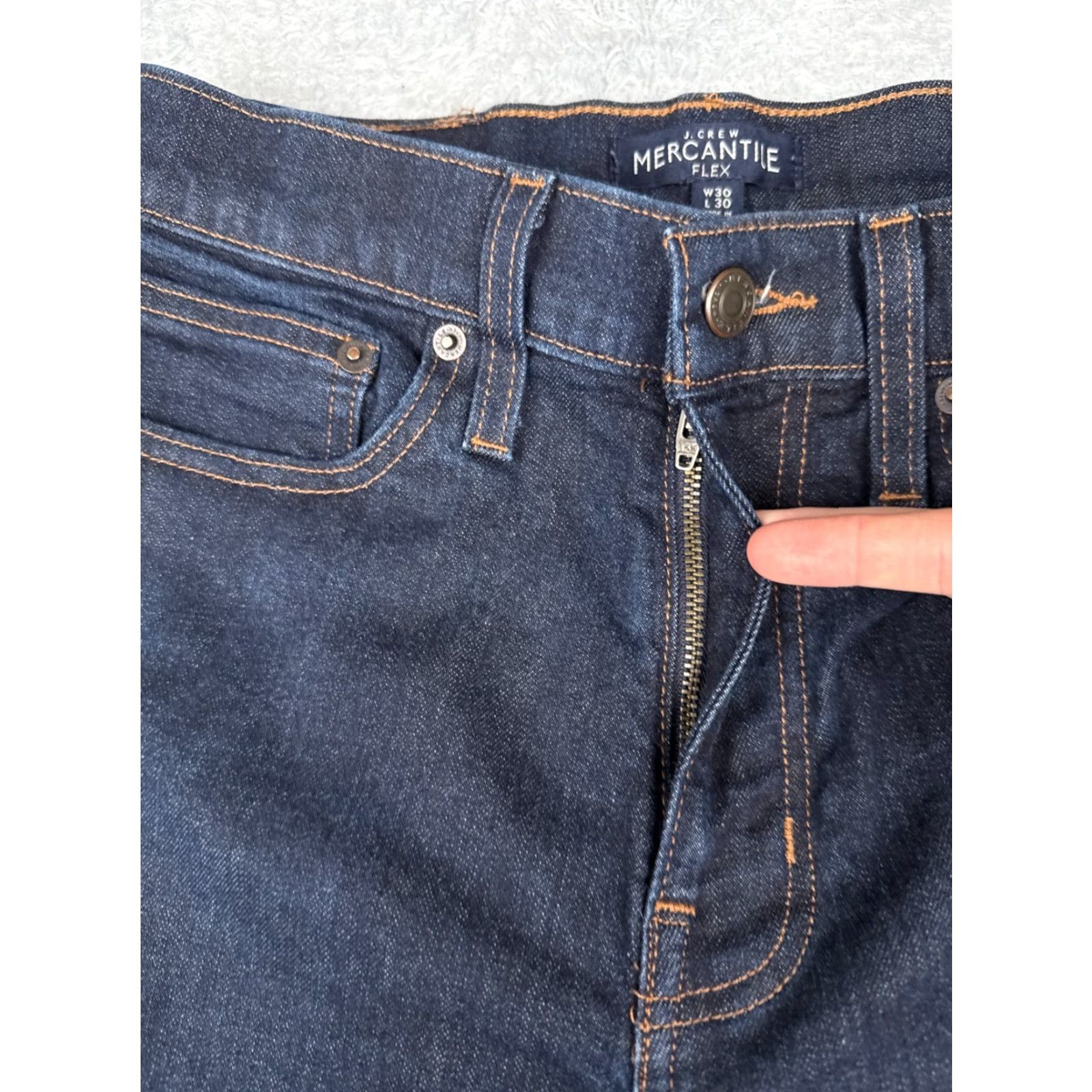 J.Crew J.CREW Mercantile Jeans Mens 30x30 Blue Denim Straight Leg Dark Wash Cotton-Blend Vintage No Size US 30 / EU 46 - 5 Thumbnail