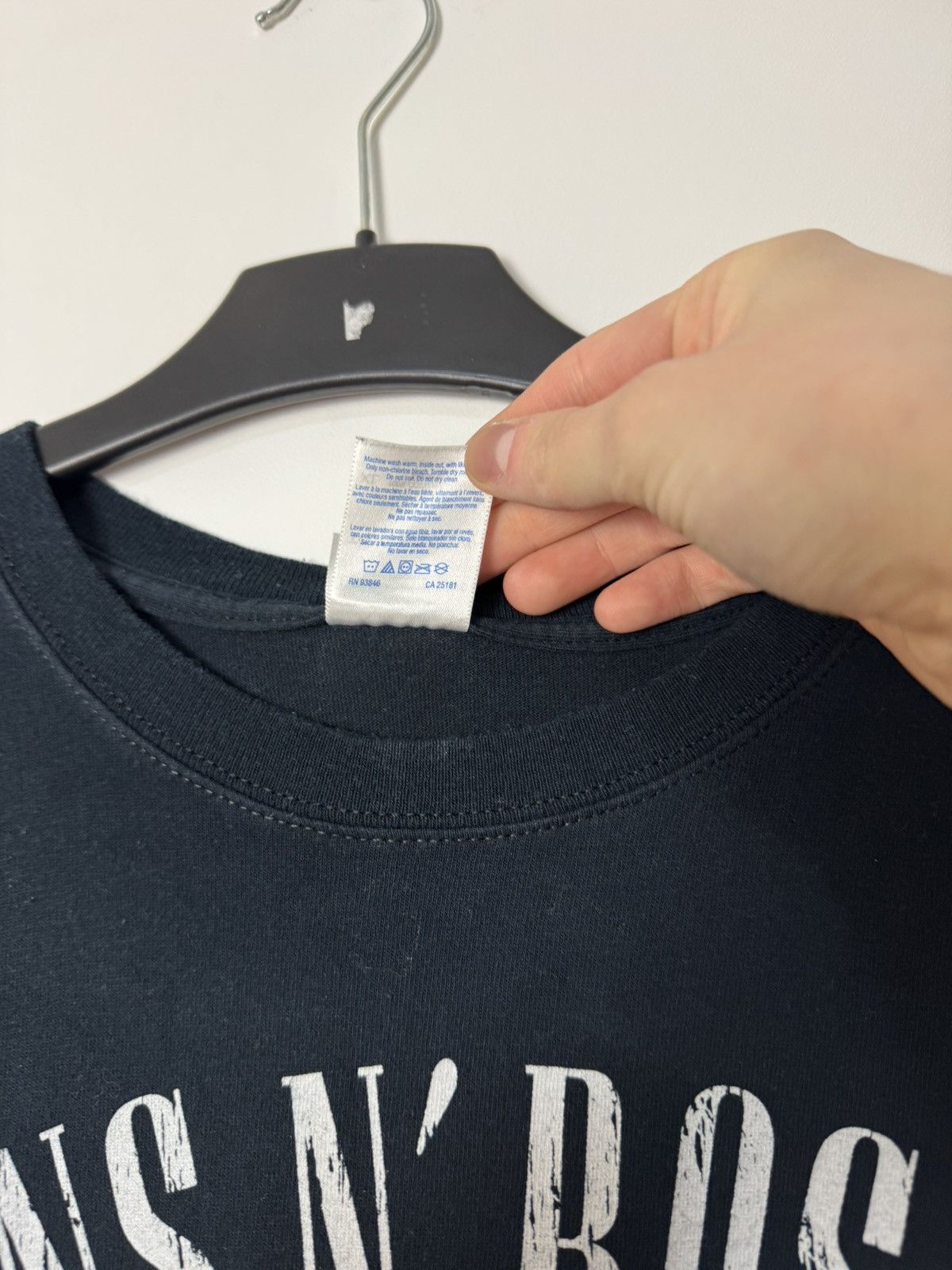 Band Tees × Guns N' Roses × Vintage Vintage Guns Roses 00s band tee “theatre tour” Size US XL / EU 56 / 4 - 9 Thumbnail