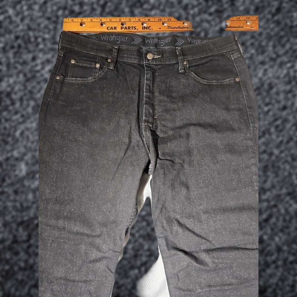 Wrangler Wrangler Jeans Mens 34x32 Black Denim Western Cowboy Straight Casual Pants Shirt? Size US 34 / EU 50 - 1 Thumbnail