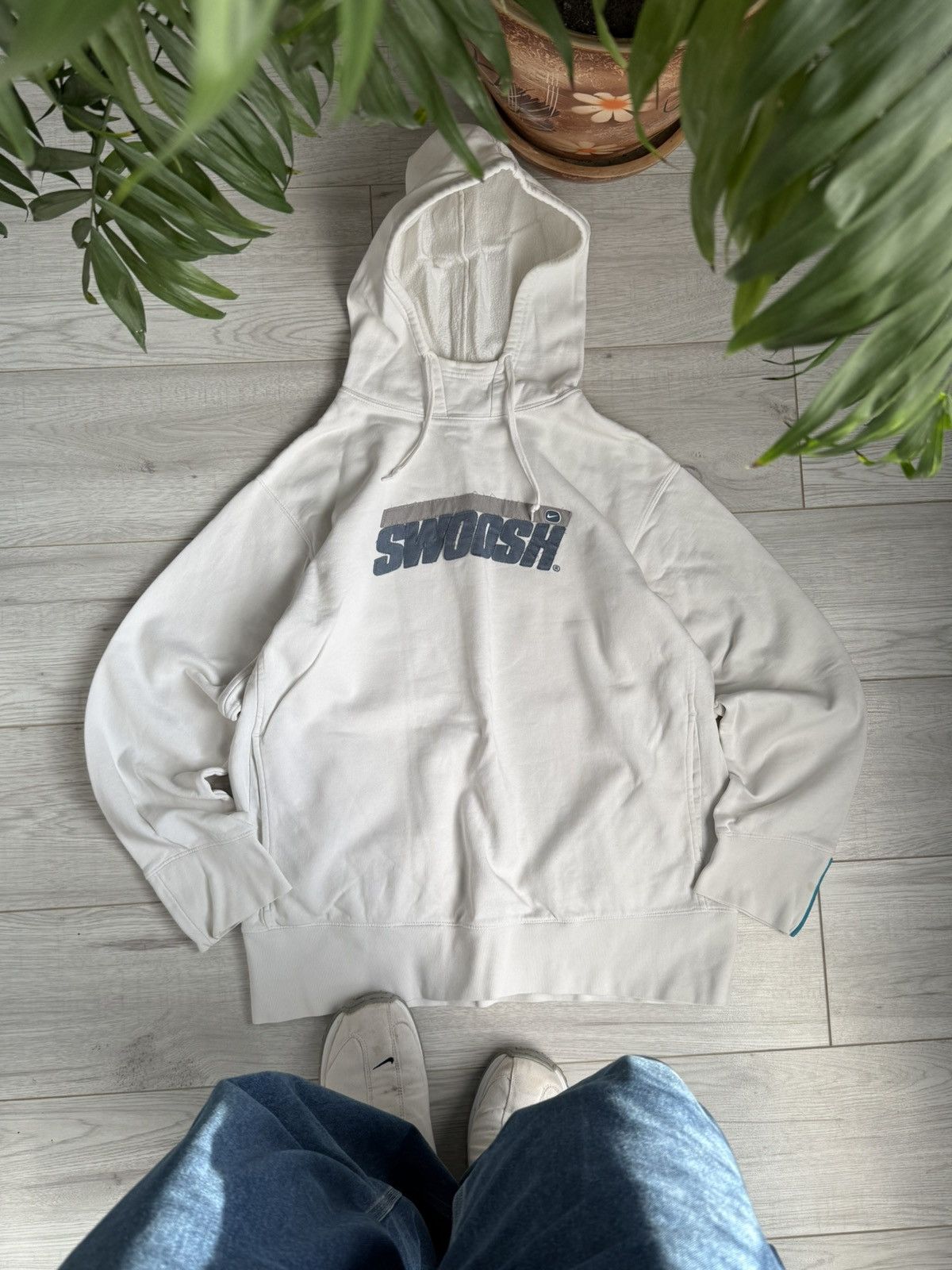 Vintage Vintage Nike Swoosh logo oversized hoodie Size US M / EU 48-50 / 2 - 1 Thumbnail