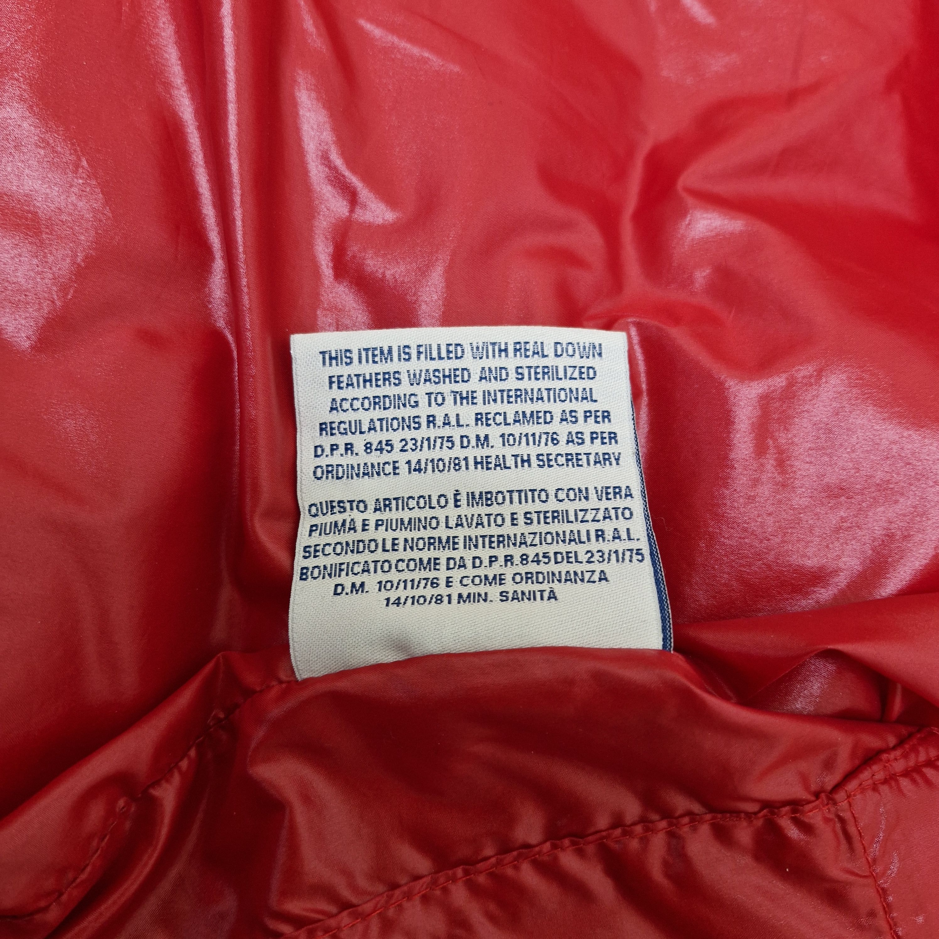 Moncler MONCLER Gilet Red Puffer Vest Size US M / EU 48-50 / 2 - 11 Thumbnail