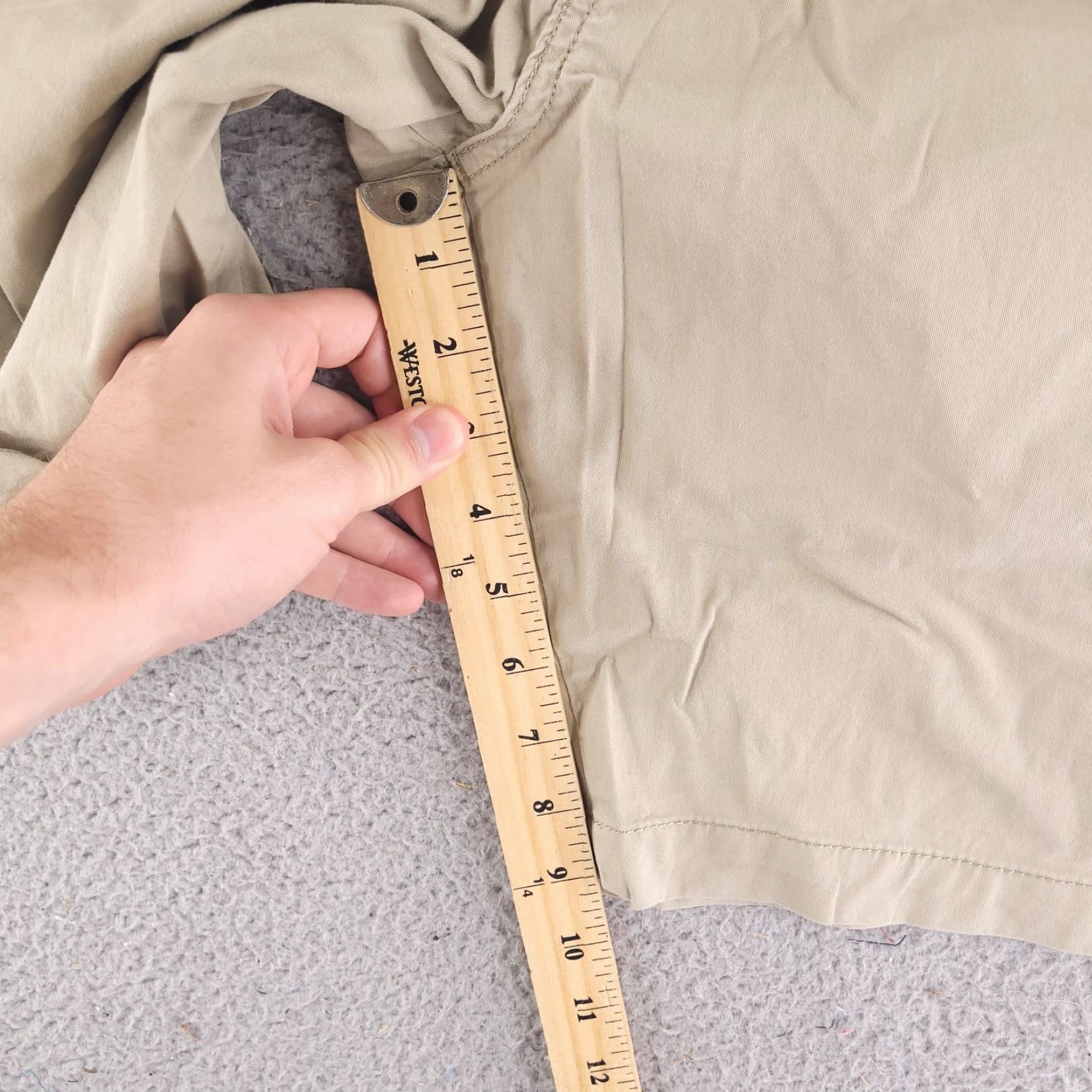 Levi's Levis Shorts Mens 42 Chino Tan 9" Inseam 9 inch Cotton Standard Taper XX Size US 42 / EU 58 - 6 Thumbnail