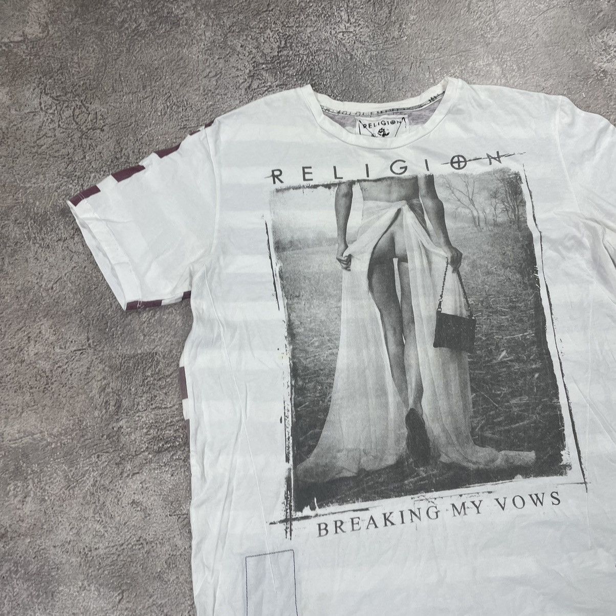 Vintage Vintage 90s Graphic Tee Sun Faded Grunge Humor Art Tapered M Size US M / EU 48-50 / 2 - 4 Thumbnail