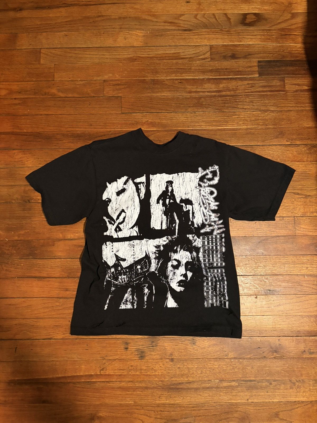 Other Black Graphic Tee Size US S / EU 44-46 / 1 - 1 Thumbnail