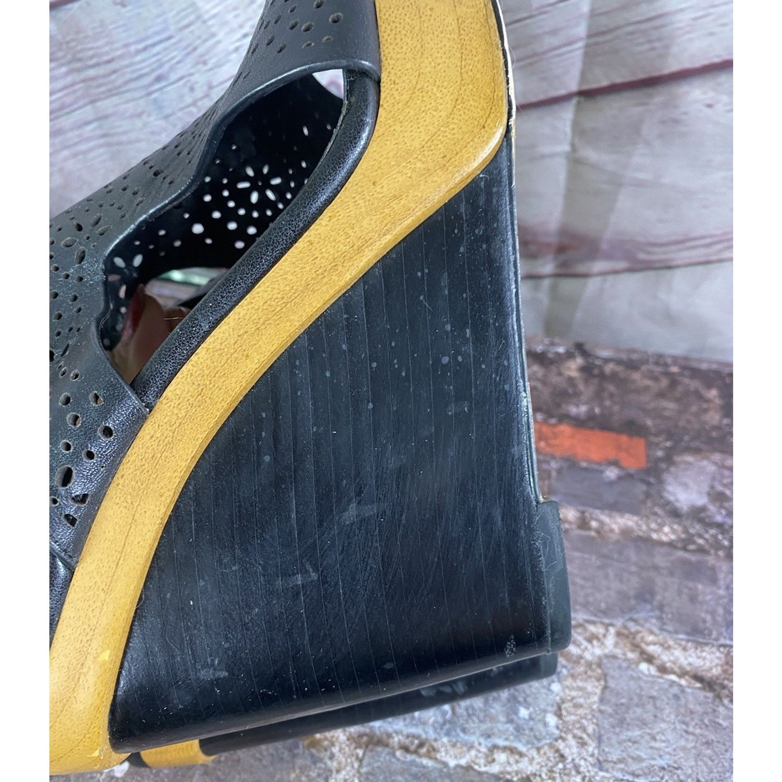 Michael Kors Michael Michael Kors Josephine 7.5 Black Leather Wedge Size US 7.5 / IT 37.5 - 10 Thumbnail