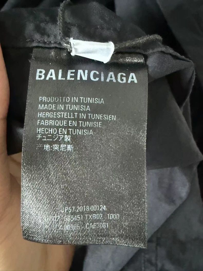 Balenciaga Balenciaga size 37 Solid single breasted long sleeve shirt Size US XS / EU 42 / 0 - 5 Thumbnail