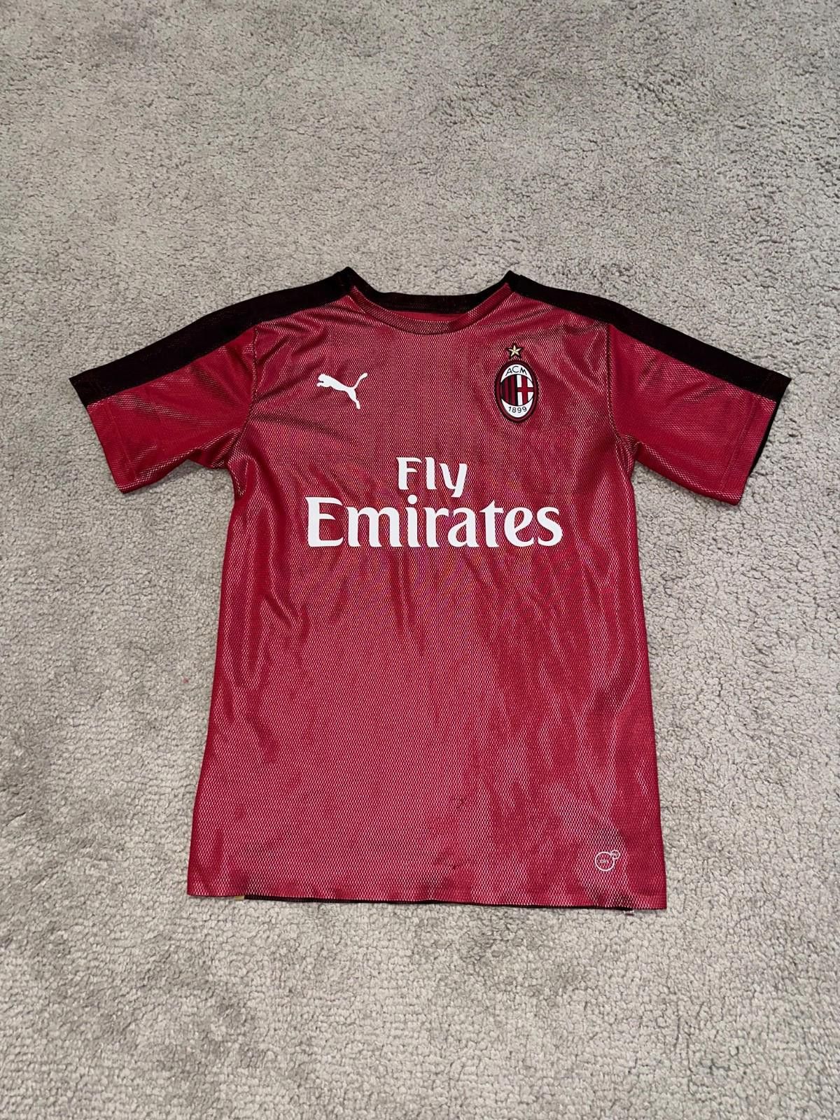 Puma AC MILAN 2018/19 FOOTBALL SOCCER SHIRT JERSEY MAILLOT PUMA Size US S / EU 44-46 / 1 - 2 Thumbnail