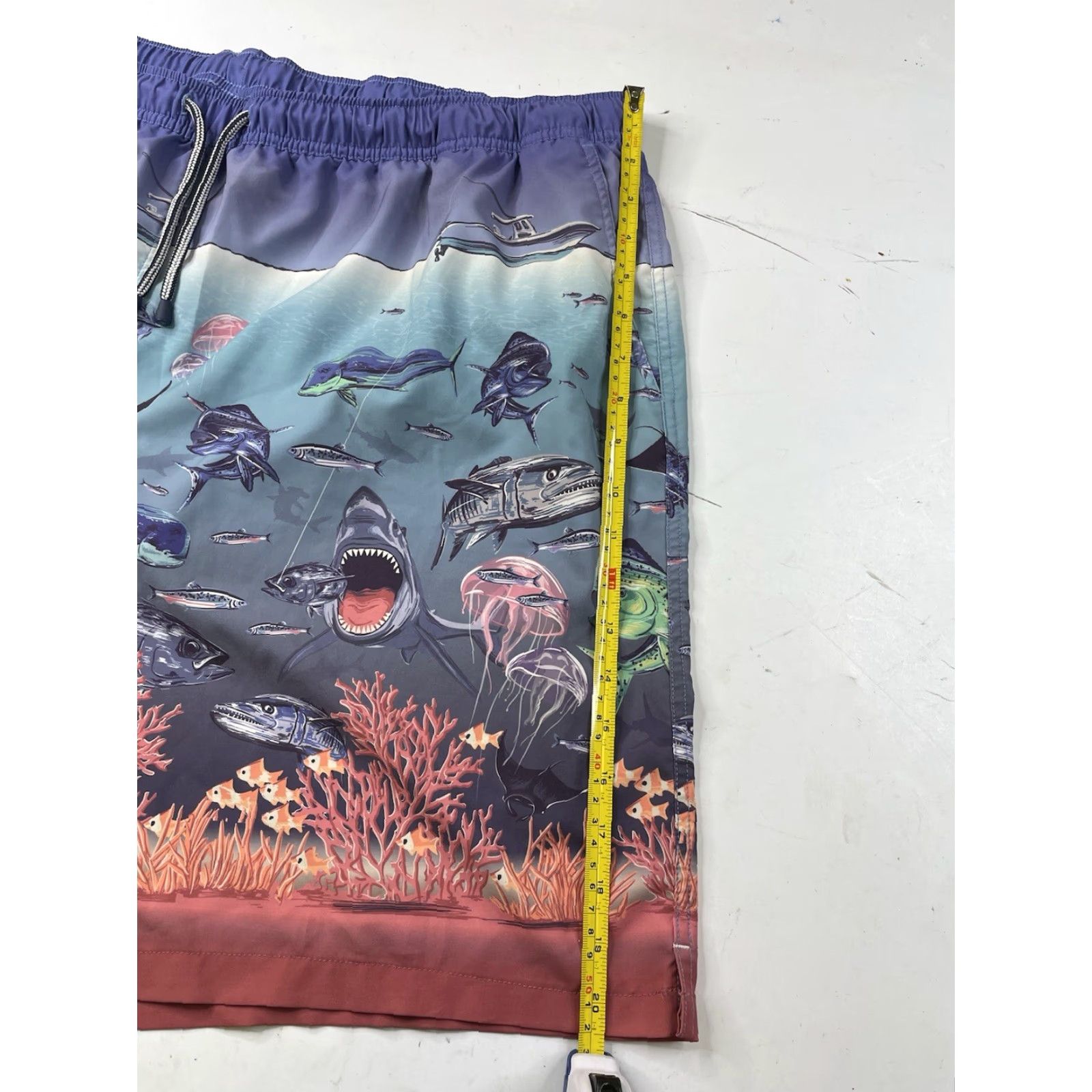 Peter Millar Peter Millar Seaside Ocean Traffic Stretch Swim Trunks Board Bottom Mens 2XL Blue multi Fish Tropical Beach Deep Sea Stretch 1990s? Size US XXL / EU 58 / 5 - 2 Thumbnail