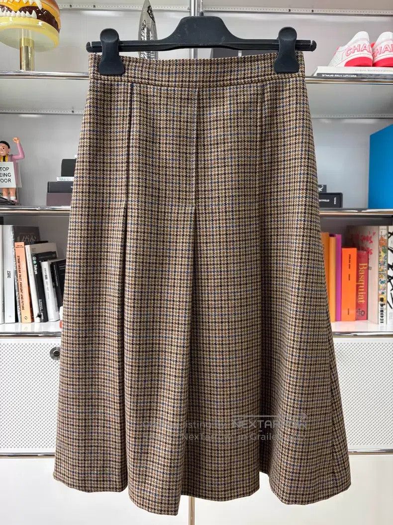 Gucci Gucci Half-circular brown checkered tweed skirt Size 25" / US 0 / IT 36 - 3 Thumbnail