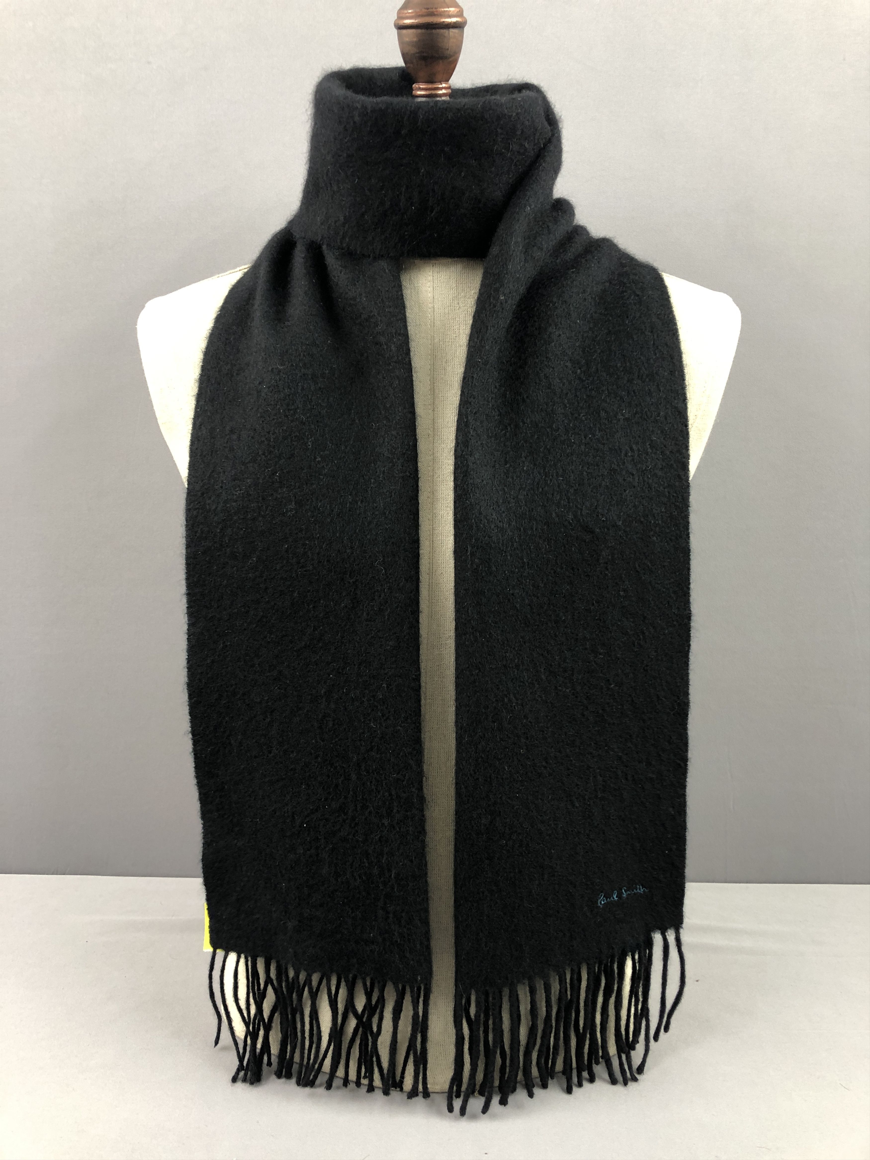 Paul Smith Vintage Paul Smith Scarf / Muffler / Neckwear Size ONE SIZE - 1 Thumbnail