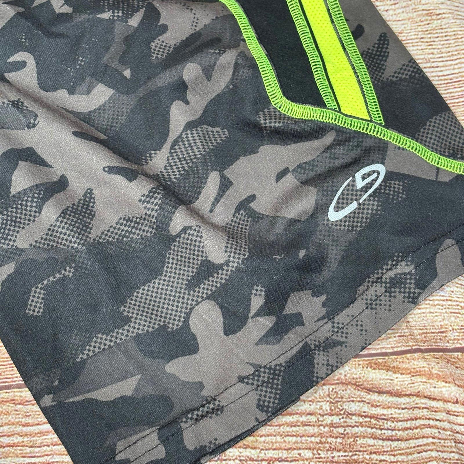 Champion Champion Boys' Camo Athletic Shorts with Neon Accents Medium Size US 26 / EU 42 - 3 Thumbnail