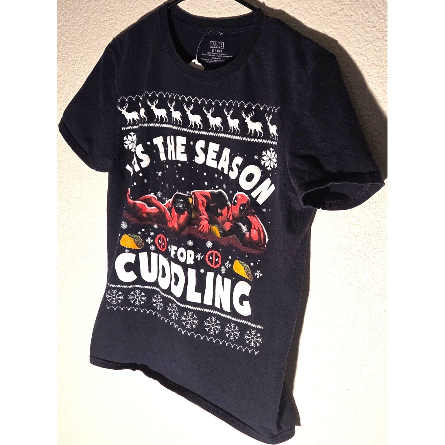 Marvel Comics Marvel Deadpool Holiday Graphic Tee - Men's Size Small Size US S / EU 44-46 / 1 - 3 Thumbnail