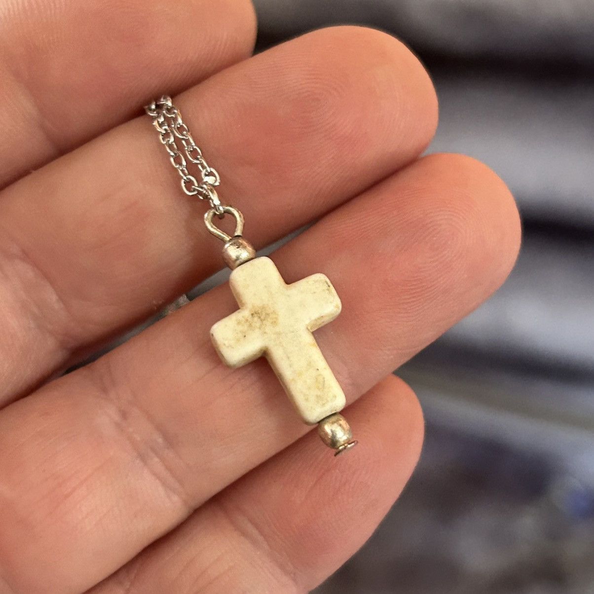 Vintage Genuine magnesite stone cross pendant on chain necklace Size ONE SIZE - 5 Thumbnail