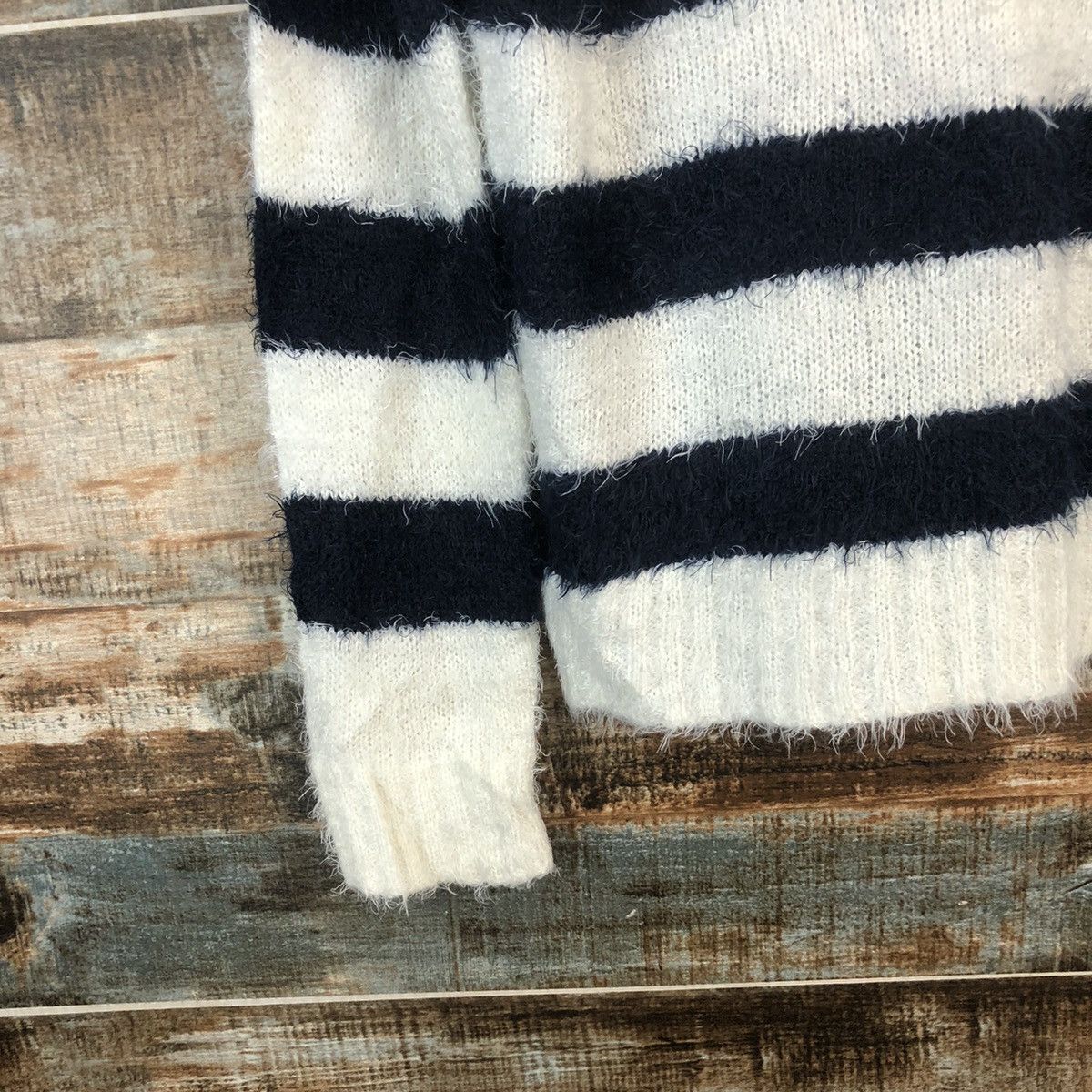 Homespun Knitwear × Japanese Brand × OVER THE STRiPES DLL Leah Matin BlueStripe Turtle Neck Knitwear #C041 Size M / US 6-8 / IT 42-44 - 7 Thumbnail