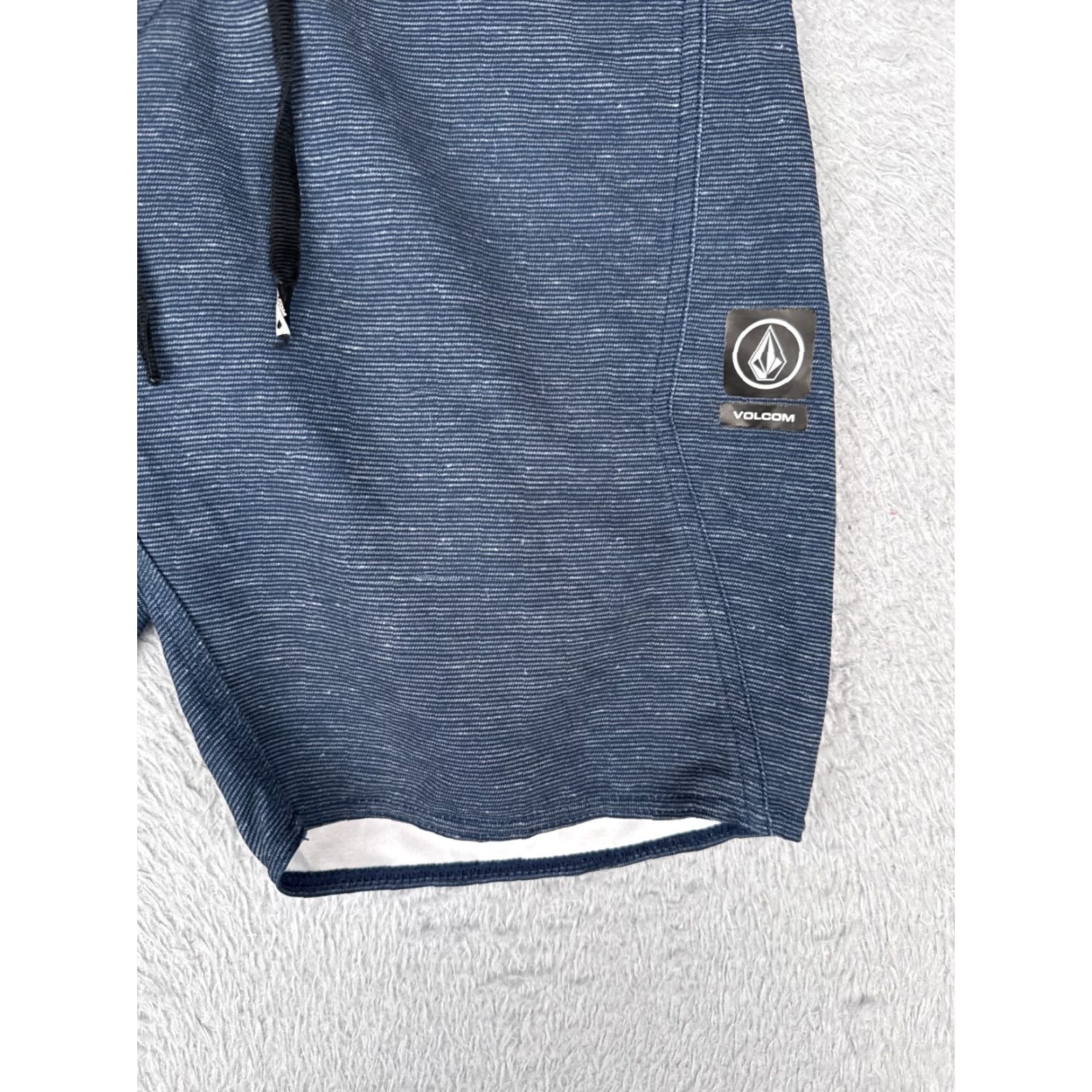 Volcom Volcom Bottom Adult 28 Blue Heather Rear Pocket Swim Trunks Surf Beach Pool 28x10 Size US 28 / EU 44 - 2 Thumbnail