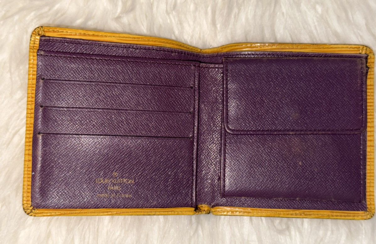 Louis Vuitton Louis Vuitton Yellow Epi Bifold Wallet Size ONE SIZE - 4 Thumbnail