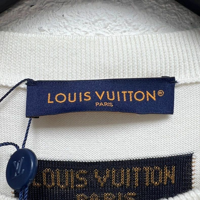 Louis Vuitton Louis Vuitton Flame Logo Short Sleeve TShirt-2506 Size US XXL / EU 58 / 5 - 3 Thumbnail