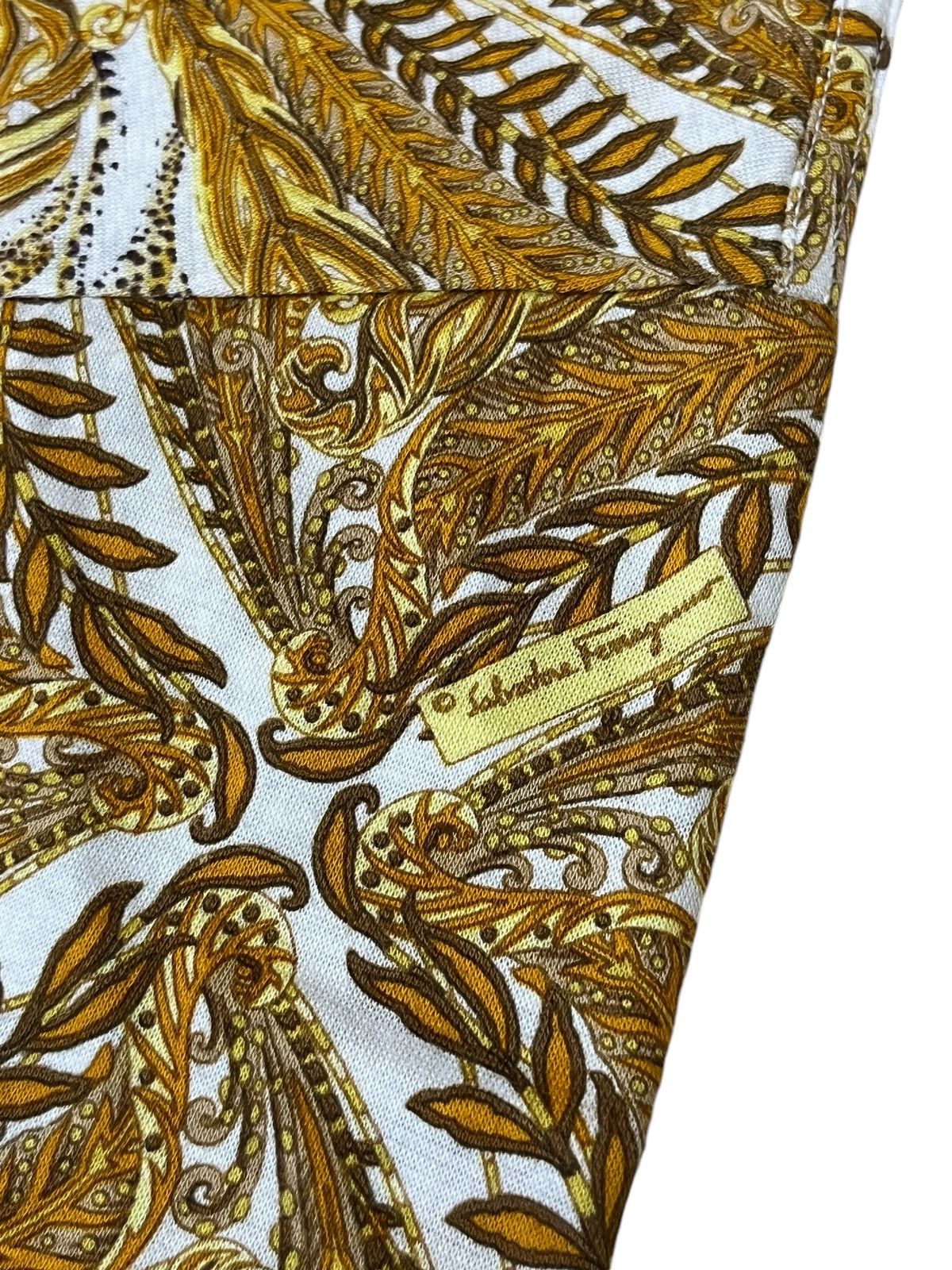 Salvatore Ferragamo VINTAGE SALVATORE FERRAGAMO LEOPARD FULLPRINT T SHIRT Size US L / EU 52-54 / 3 - 7 Thumbnail