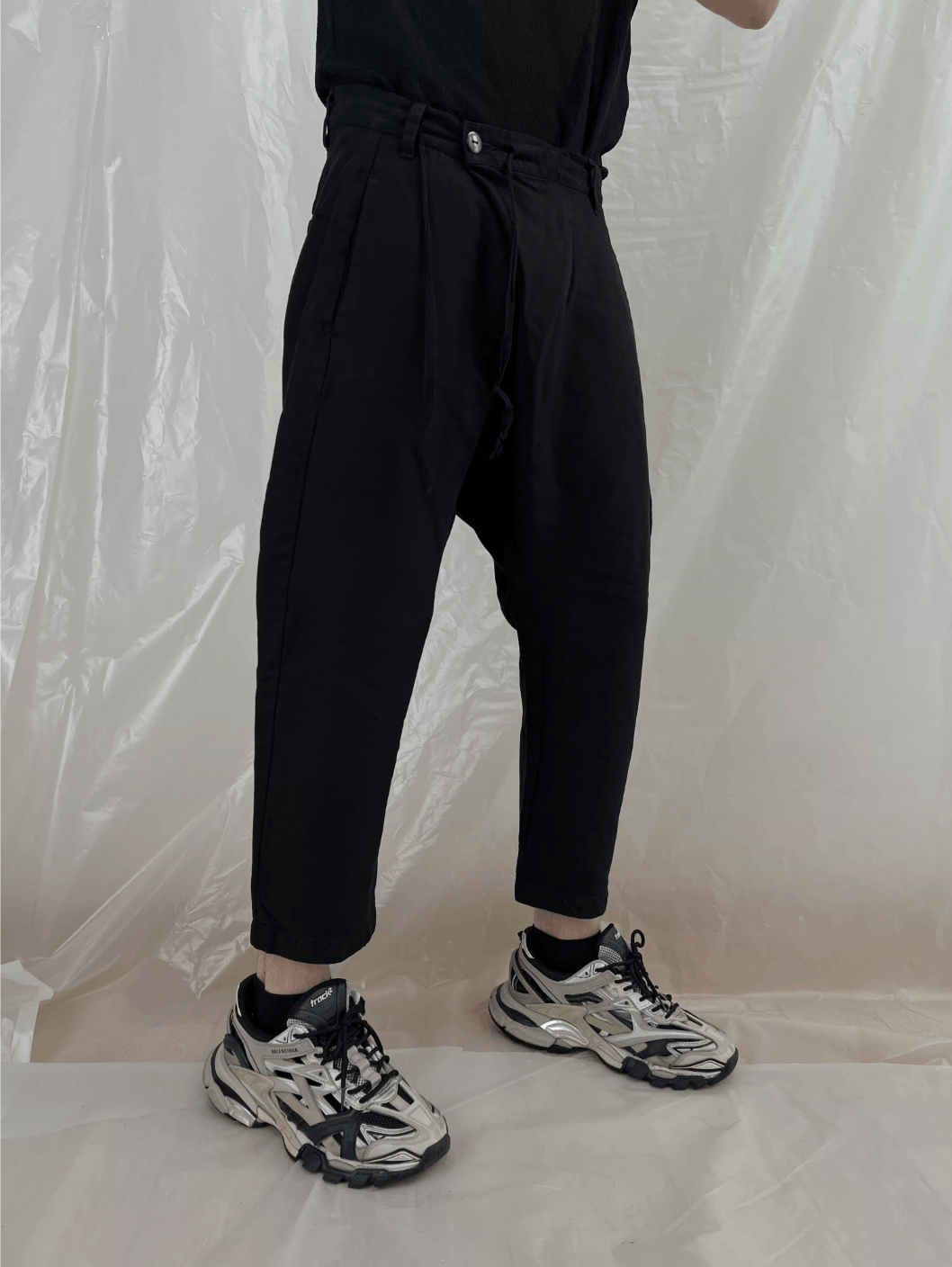 Kazuyuki Kumagai Attachment Kazuyuki Kumagai Attachment Cropped Abstract Pants Size US 31 - 3 Thumbnail
