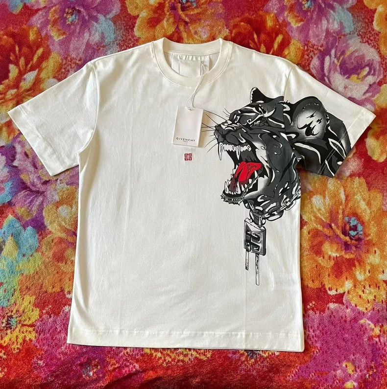 Givenchy Givenchy Short Sleeve T-Shirt Size US M / EU 48-50 / 2 - 1 Thumbnail