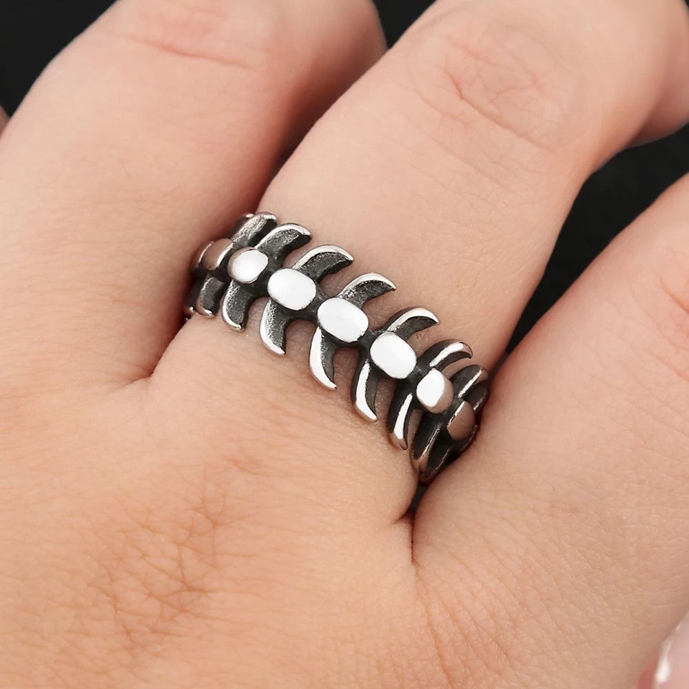 Jewelry Fish Bone Ring Jewelry Streetwear Fashion Gift Size ONE SIZE - 1 Thumbnail