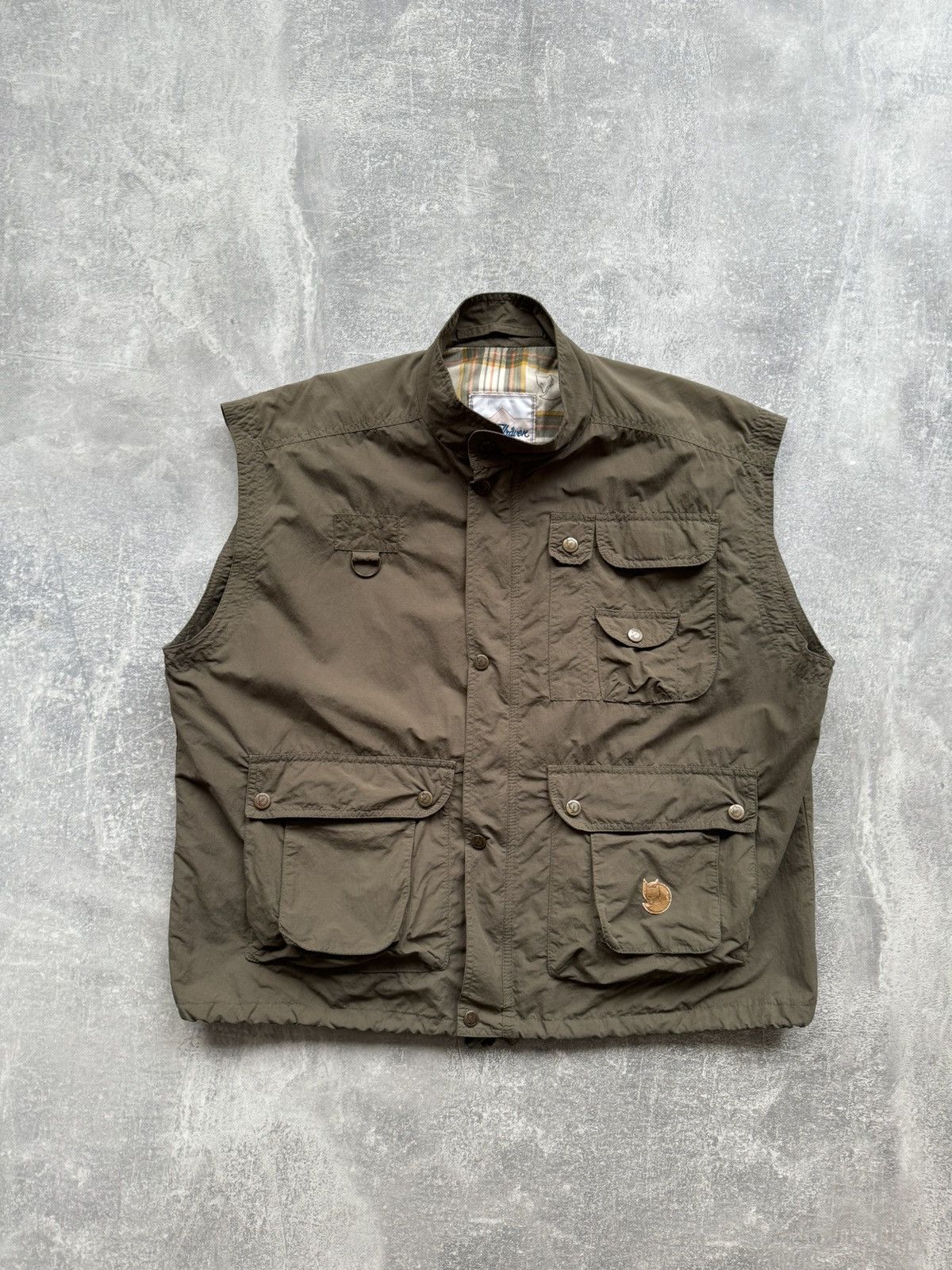 Fjallraven × Vintage Vintage 90's Fjälläven Vest Multi Pockets Cropped Size US M / EU 48-50 / 2 - 1 Thumbnail