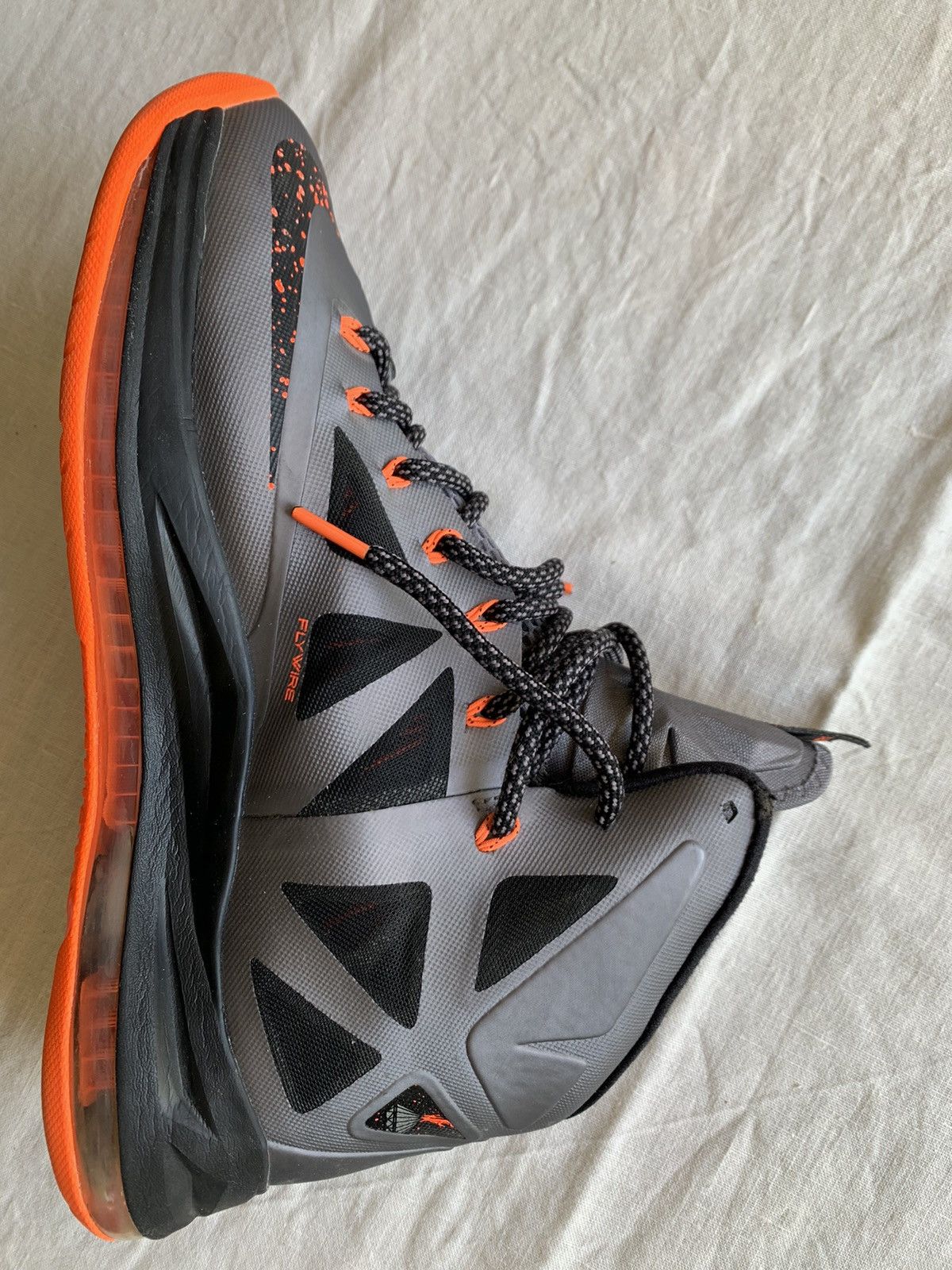 Nike Nike Lebron X ‘Lava’ Size US 10.5 / EU 43-44 - 2 Thumbnail