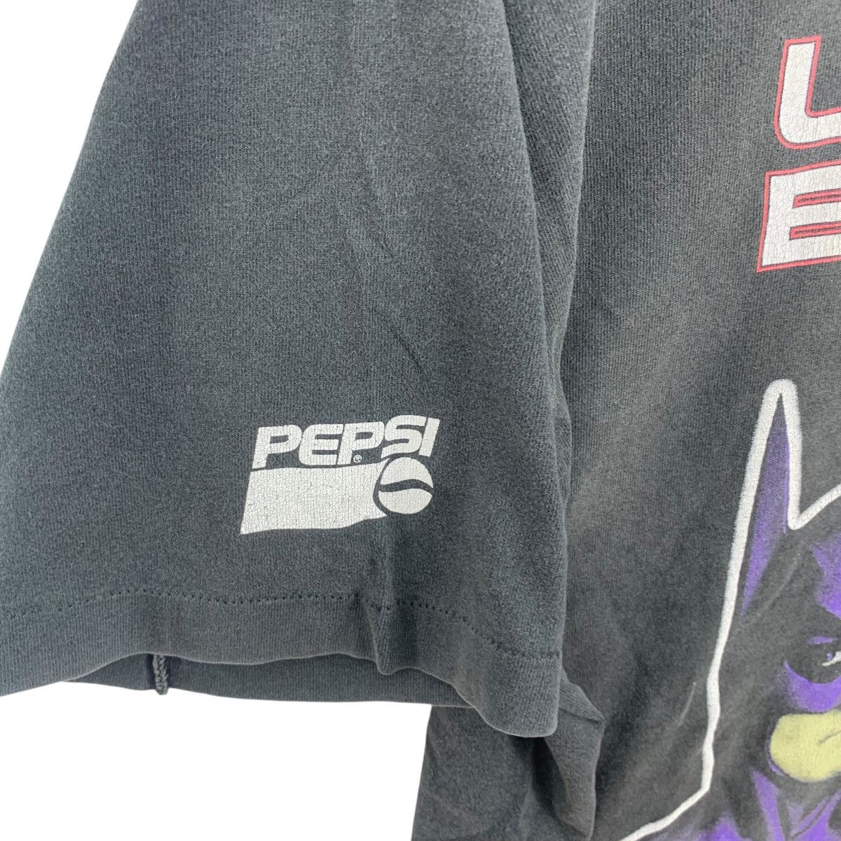 Other Vintage 1997 BATMAN & ROBIN MOVIE Film DC Comics Tee Shirt Size US XXL / EU 58 / 5 - 8 Thumbnail