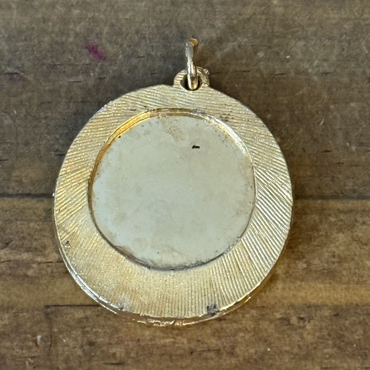 Vintage Vintage gold tone Bon Voyage Puerto Rico charm Size ONE SIZE - 3 Thumbnail