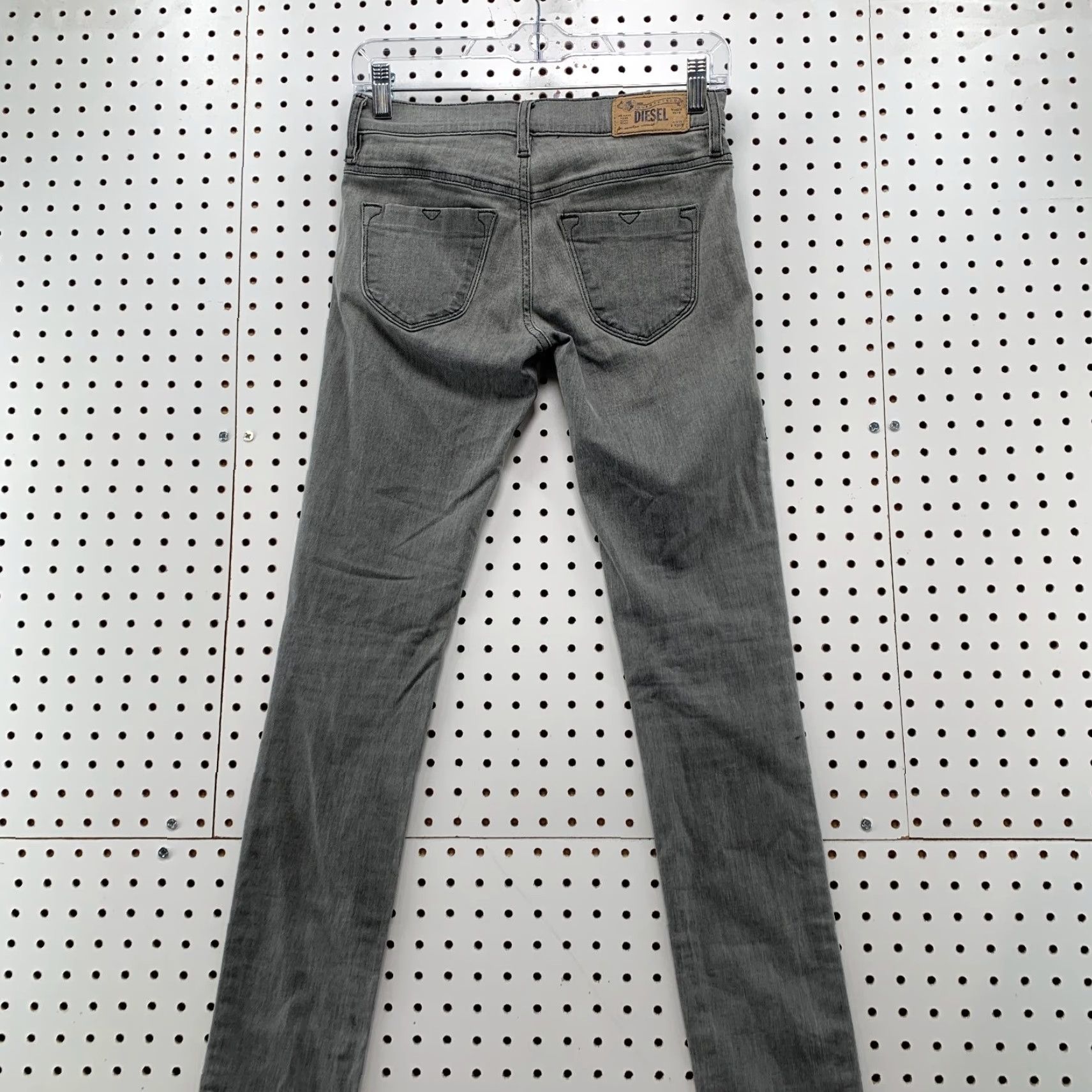 Diesel Diesel Jeans Womens 26 Gray Stretch Jeggings Low Rise 26x32.5 Slim 5-Pocket Denim Leather Logo No Vintage N/A Size 26" / US 2 / IT 38 - 6 Thumbnail