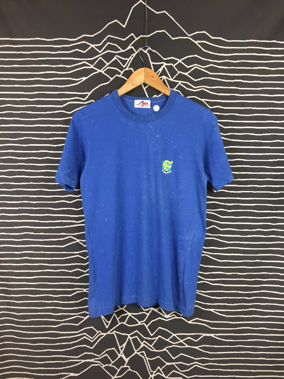 Vintage Vtg 90s Volvo Sweden Car Maker Small Logo Single Stitch Tee Size US S / EU 44-46 / 1 - 1 Thumbnail